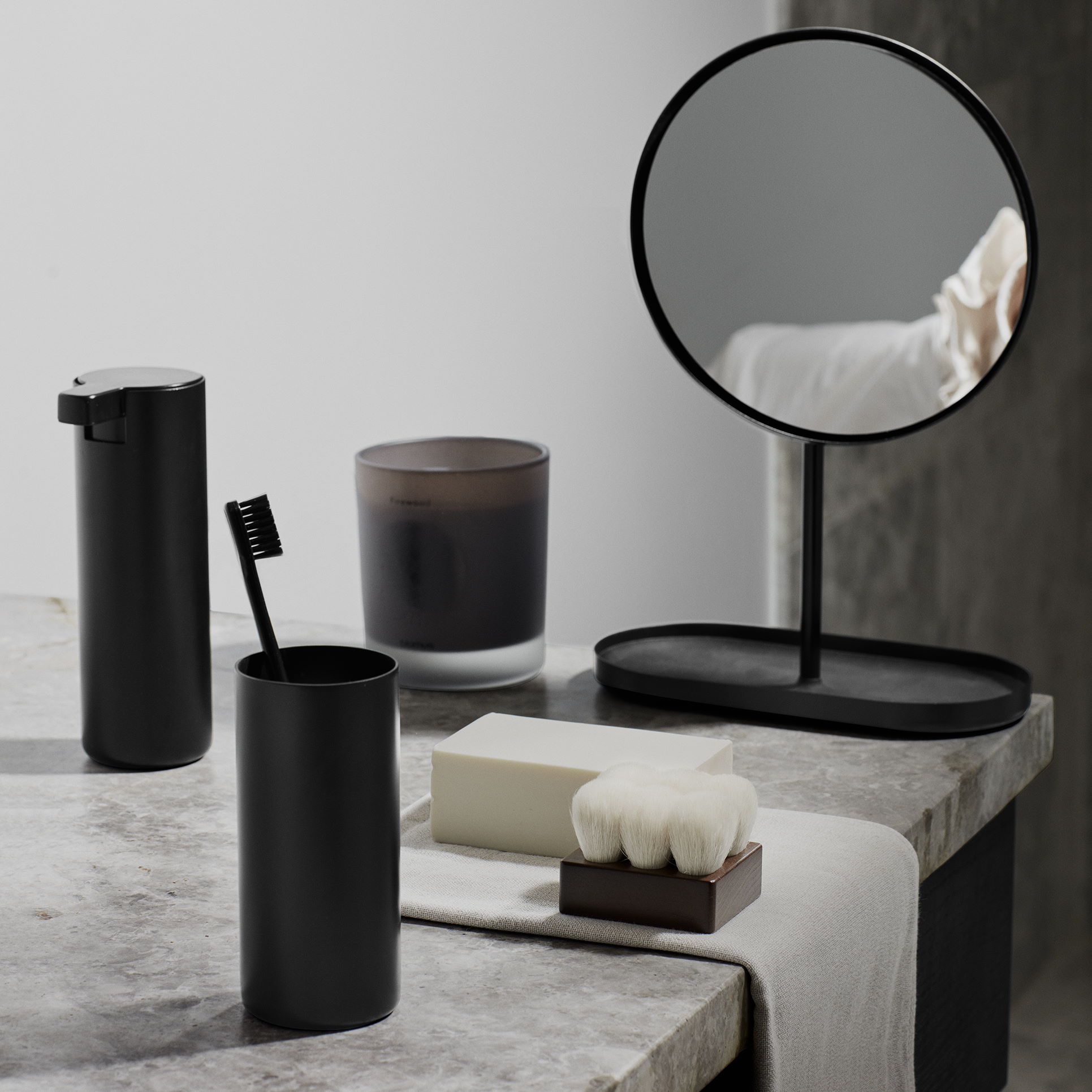 BLOMUS Pure Spa Soap Dispenser MODO black 0.165 litres