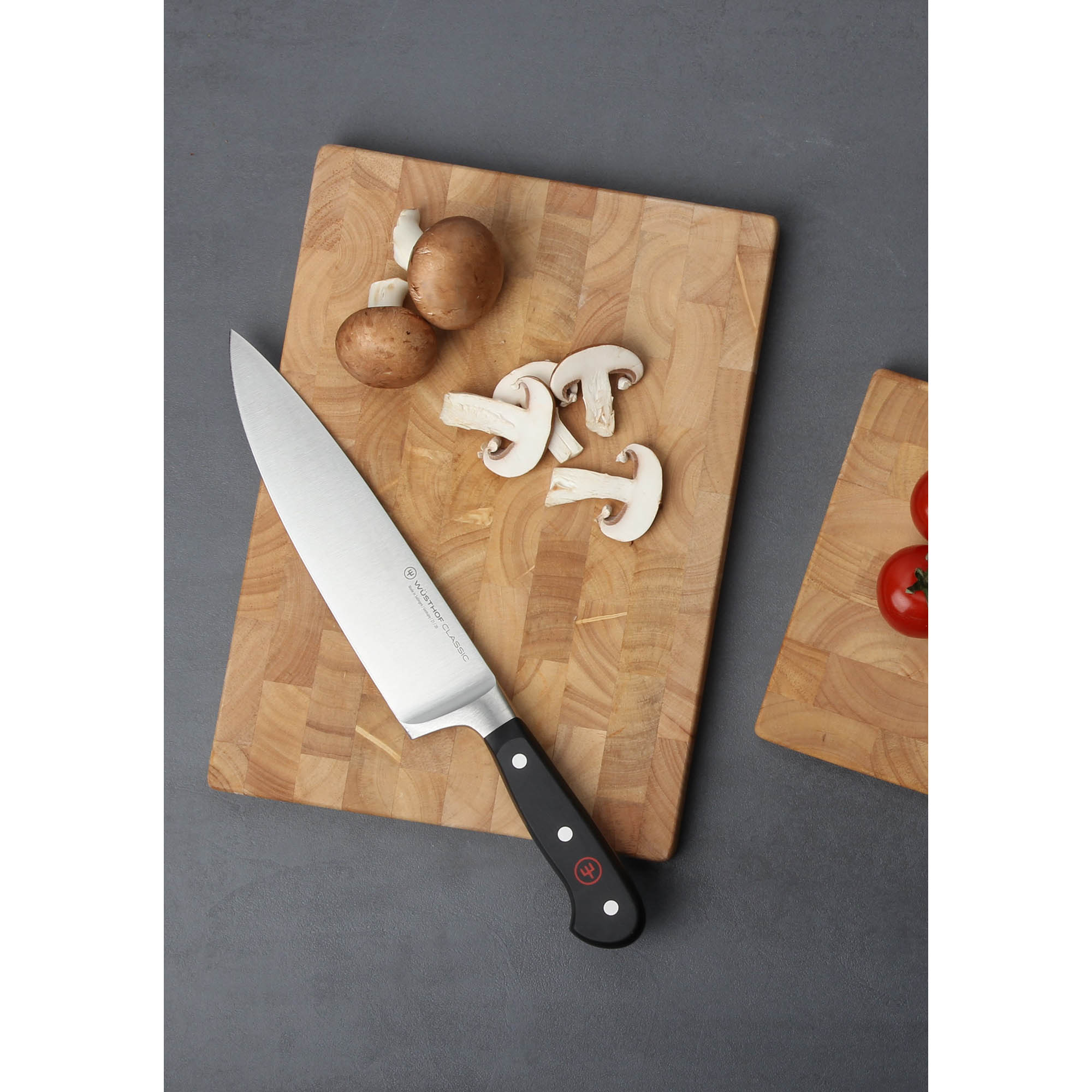 CONTINENTA Schneidebrett / Frühstücksbrett 26 x 18 x 1,5 cm Gummibaum-Stirnholz