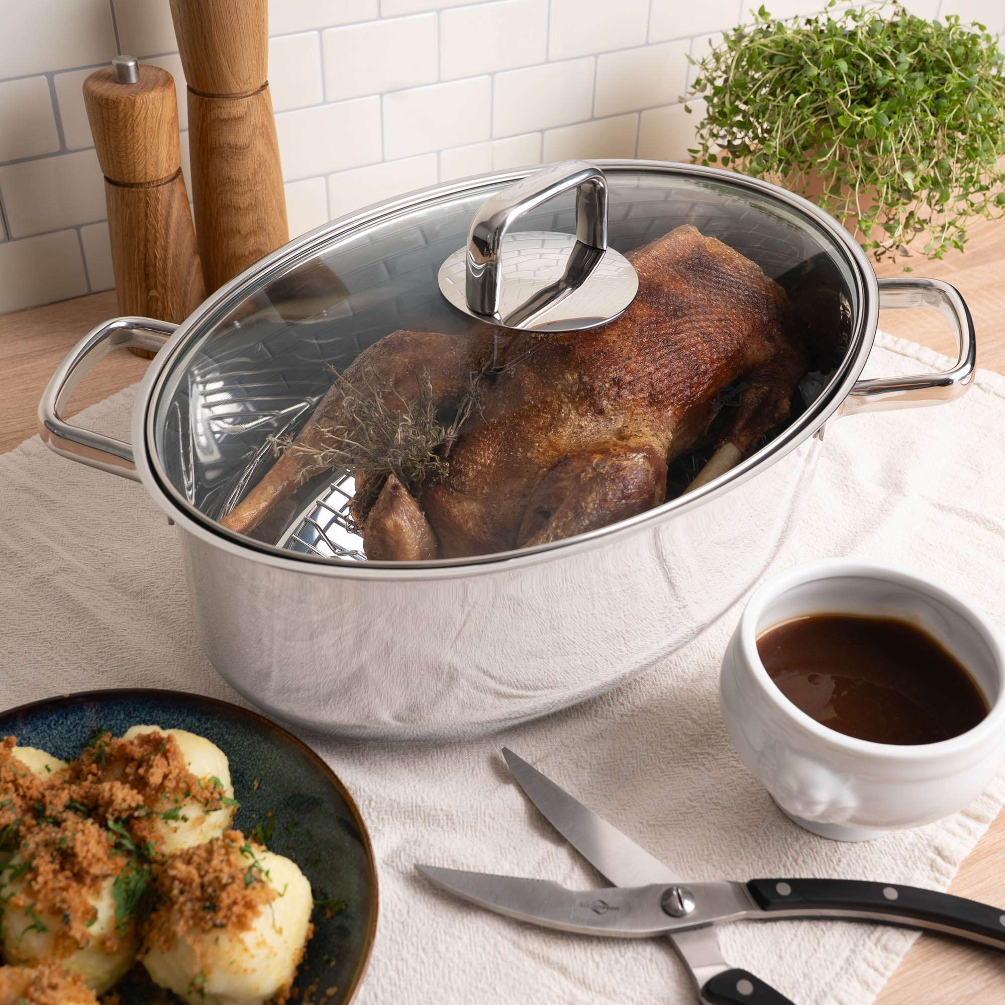 KÜCHENPROFI Gourmet roaster PISA stainless steel 38 cm 8.5 litre glass lid INDUCTION