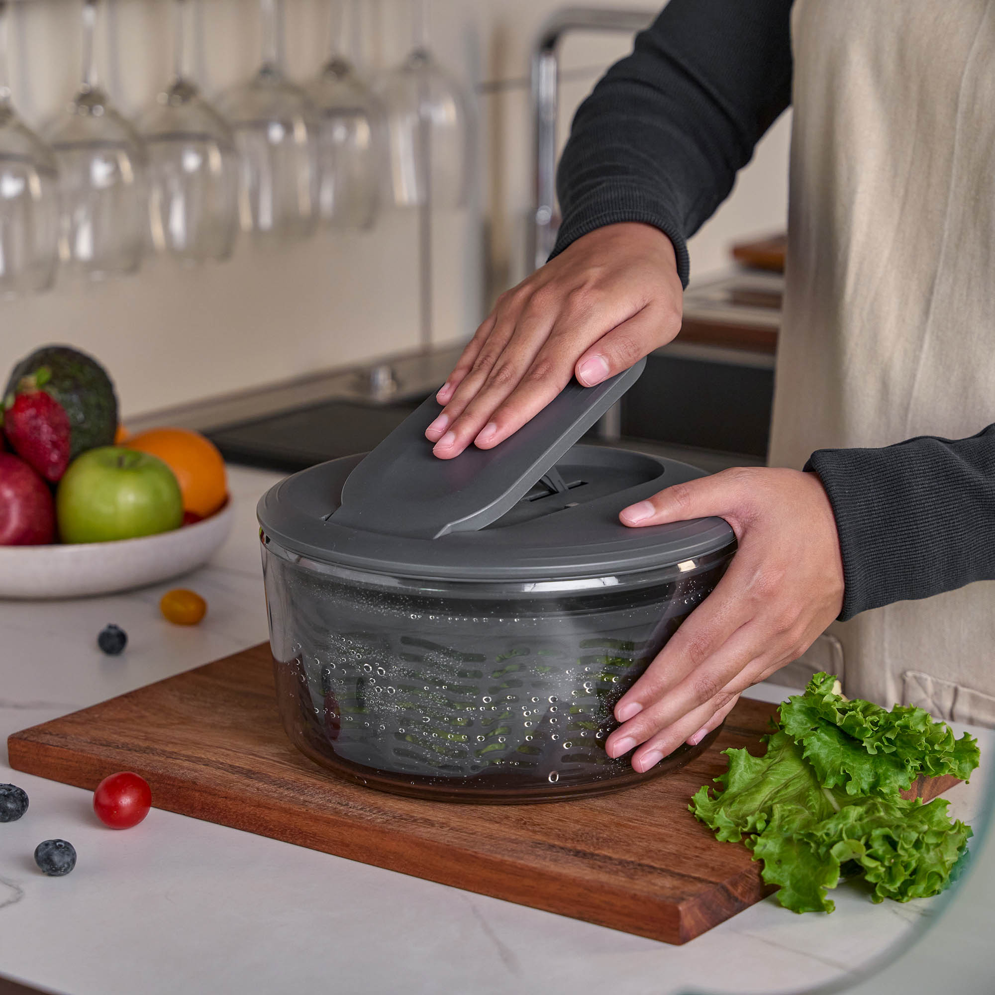 ZYLISS Salatschleuder SWIFT DRY S 23 cm mit Pumphebel-Mechanismus grau