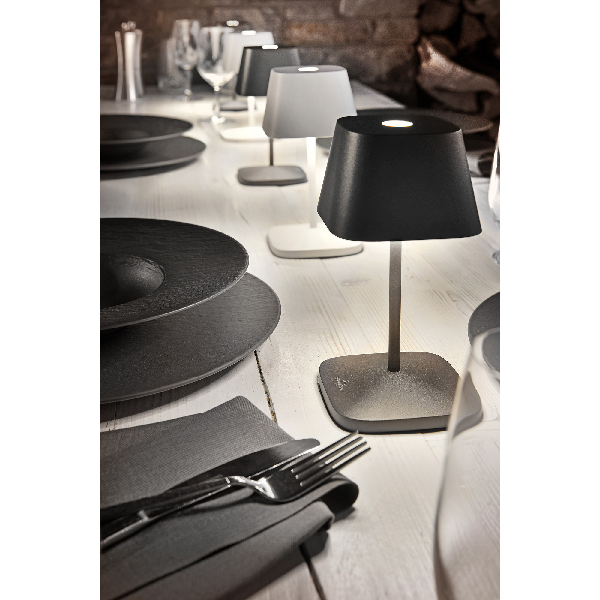 VILLEROY & BOCH LED-Tischlampe NEAPEL RC anthrazit indoor outdoor fernbedienbar