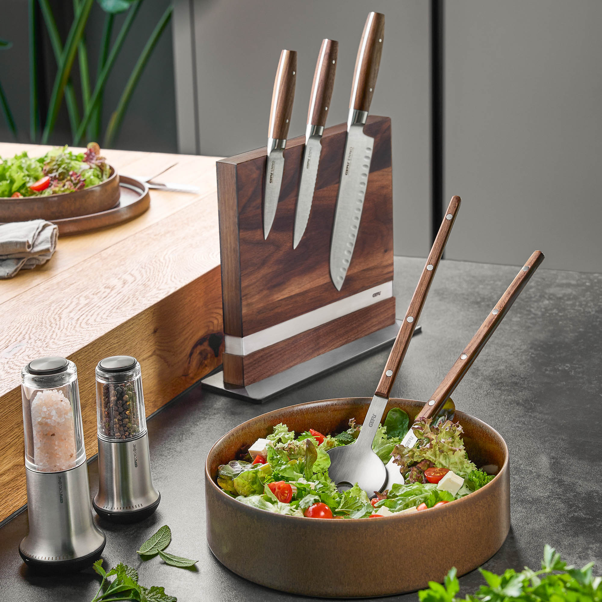 GEFU FILIGO 2-piece salad servers made of stainless steel and walnut wood 32.5 cm