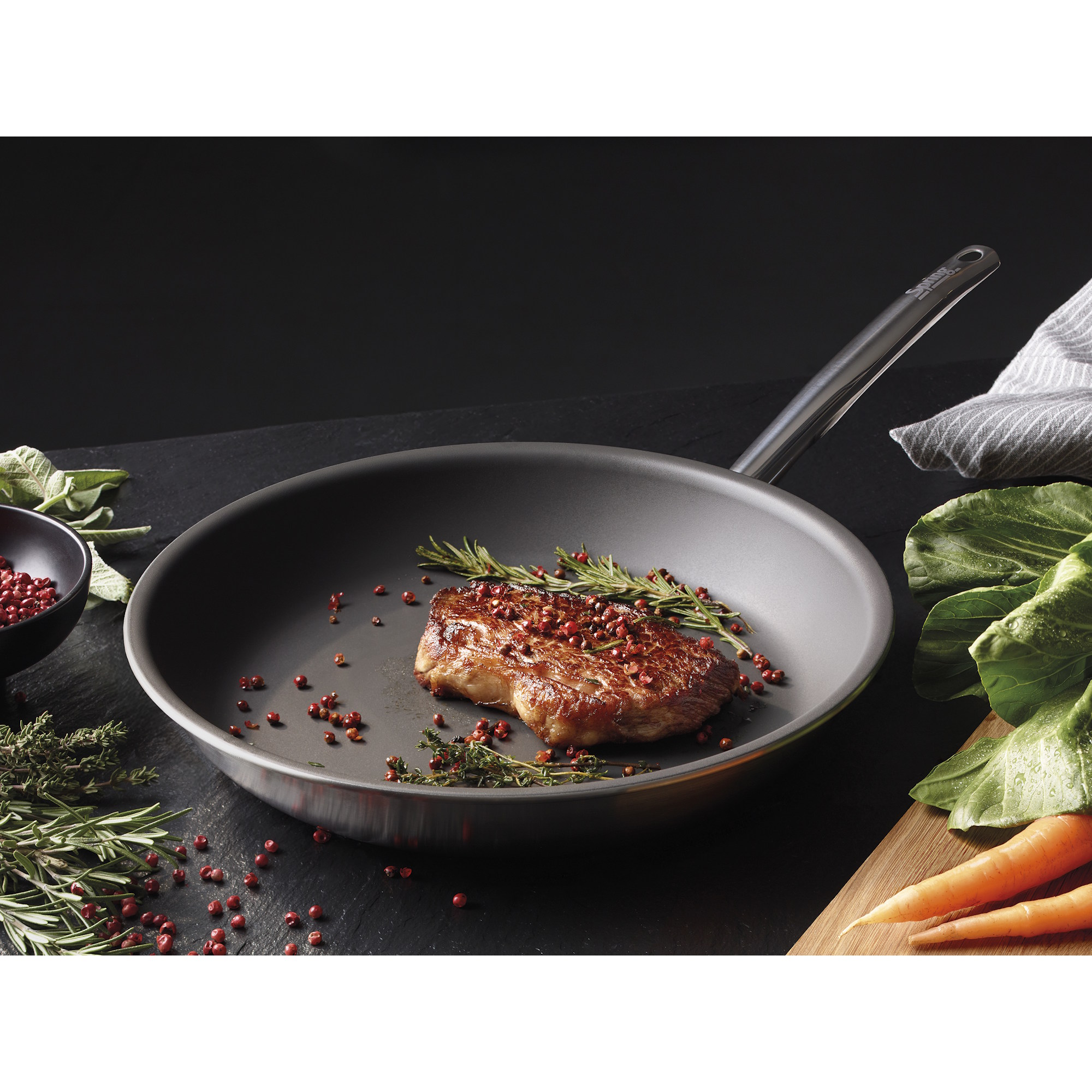 SPRING frying pan XL BRIGADE ULTIMATE with natural non-stick effect 28 cm