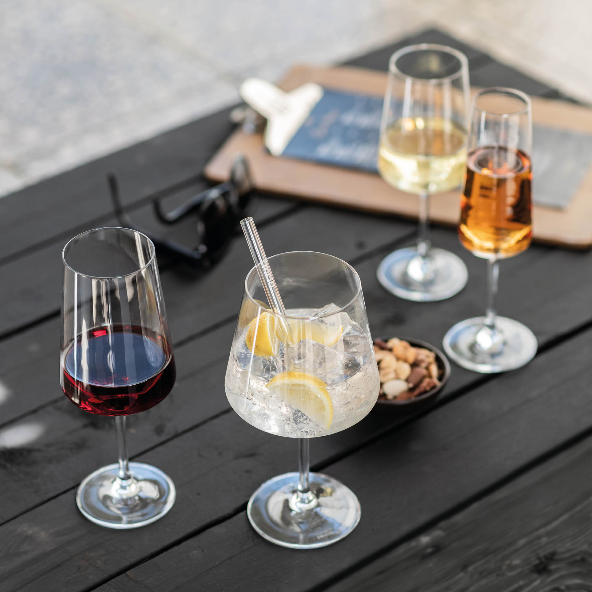 SCHOTT ZWIESEL Serie MIOVINO Burgunderglas Rotweinglas 4 Stück Inhalt 690 ml