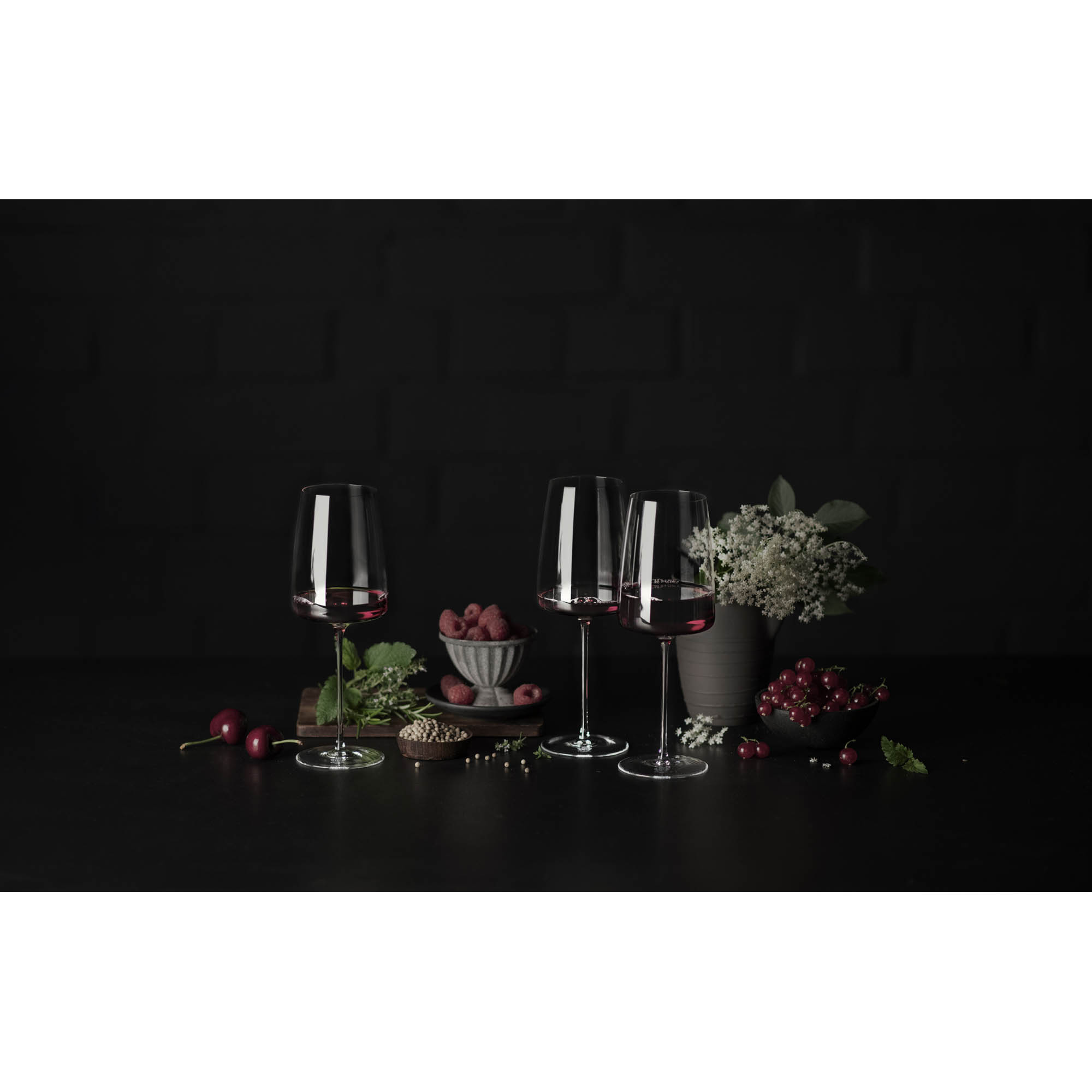 ZWIESEL GLAS Serie SIMPLIFY Weinglas leicht & frisch mundgeblasen 2 Stück 382 ml
