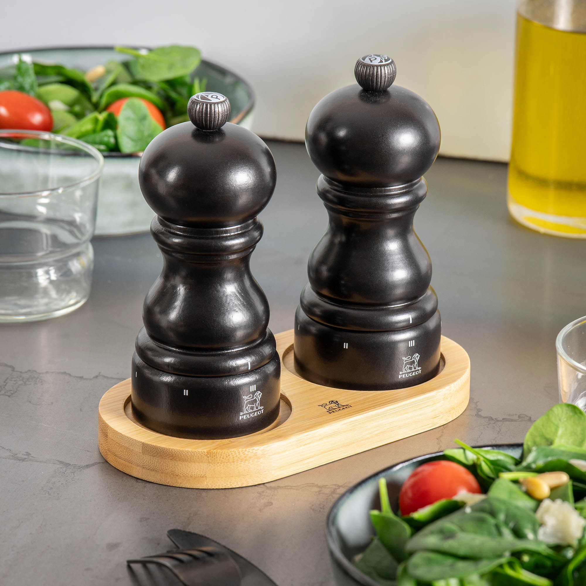 PEUGEOT Mühlenuntersetzer für 2 Mühlen LINEA aus Bambusholz natur