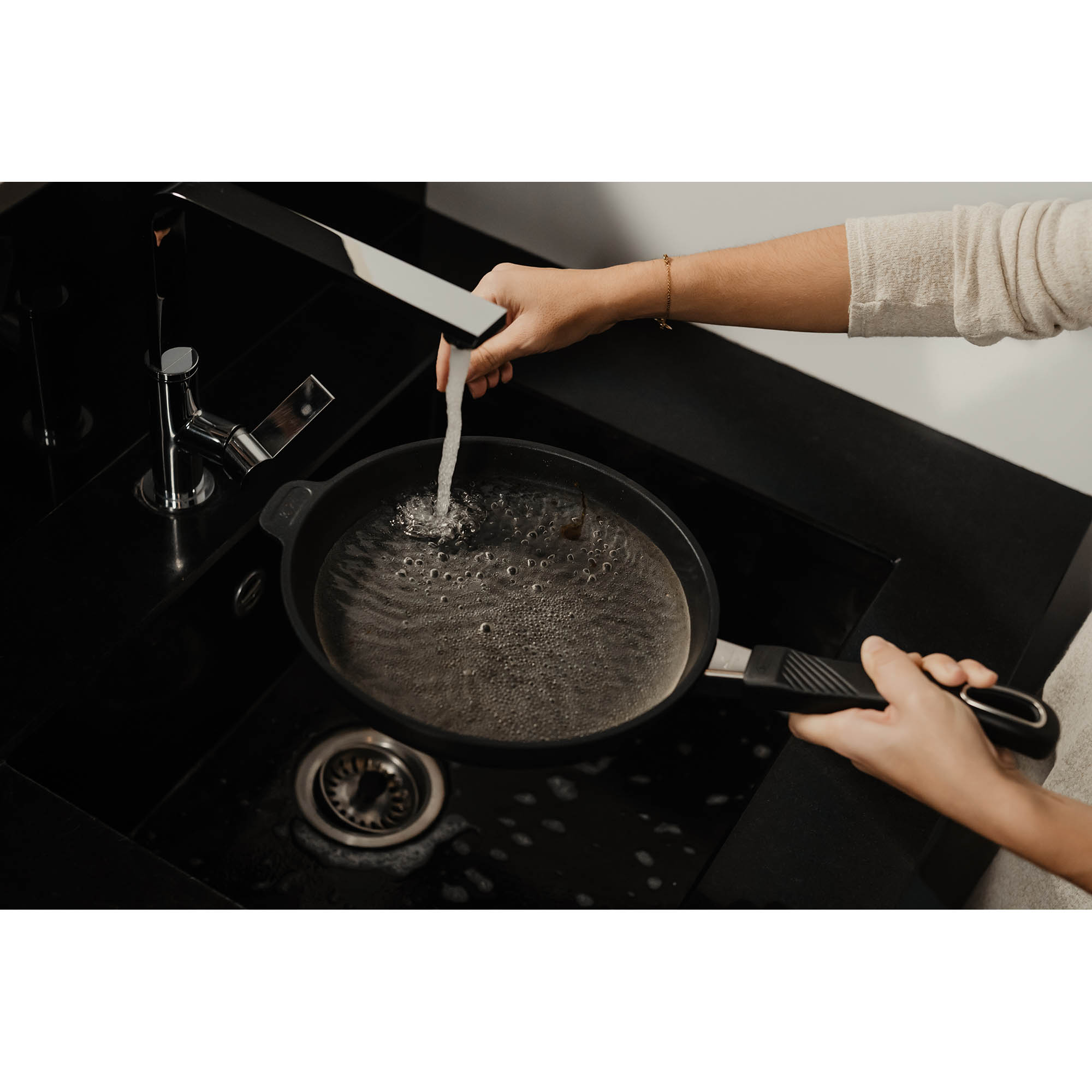 GASTROLUX cast iron frying pan BIOTAN PLUS 24 cm height 7.5 cm INDUCTION