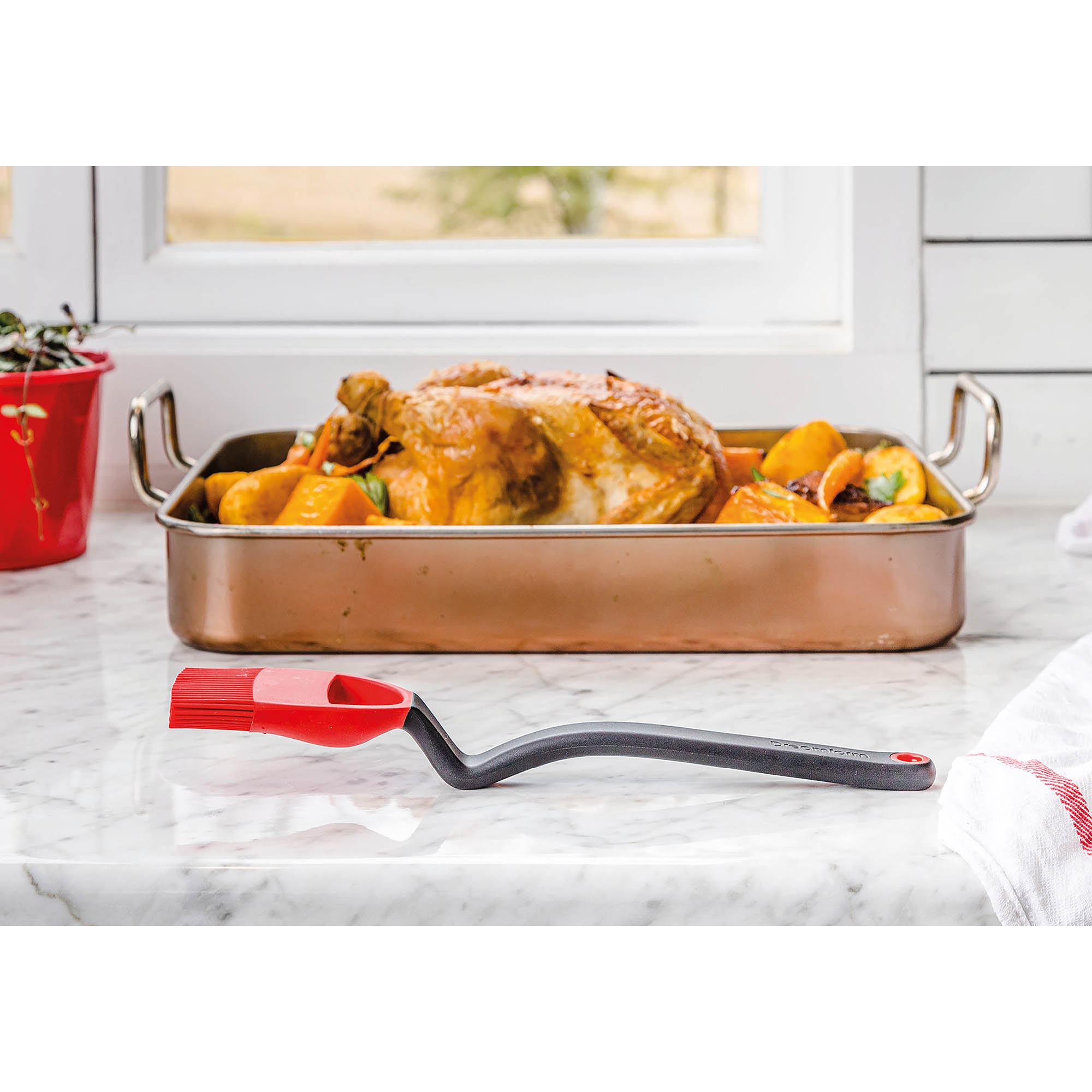 DREAMFARM Baking brush marinade brush BRIZZLE made of silicone 28 cm red