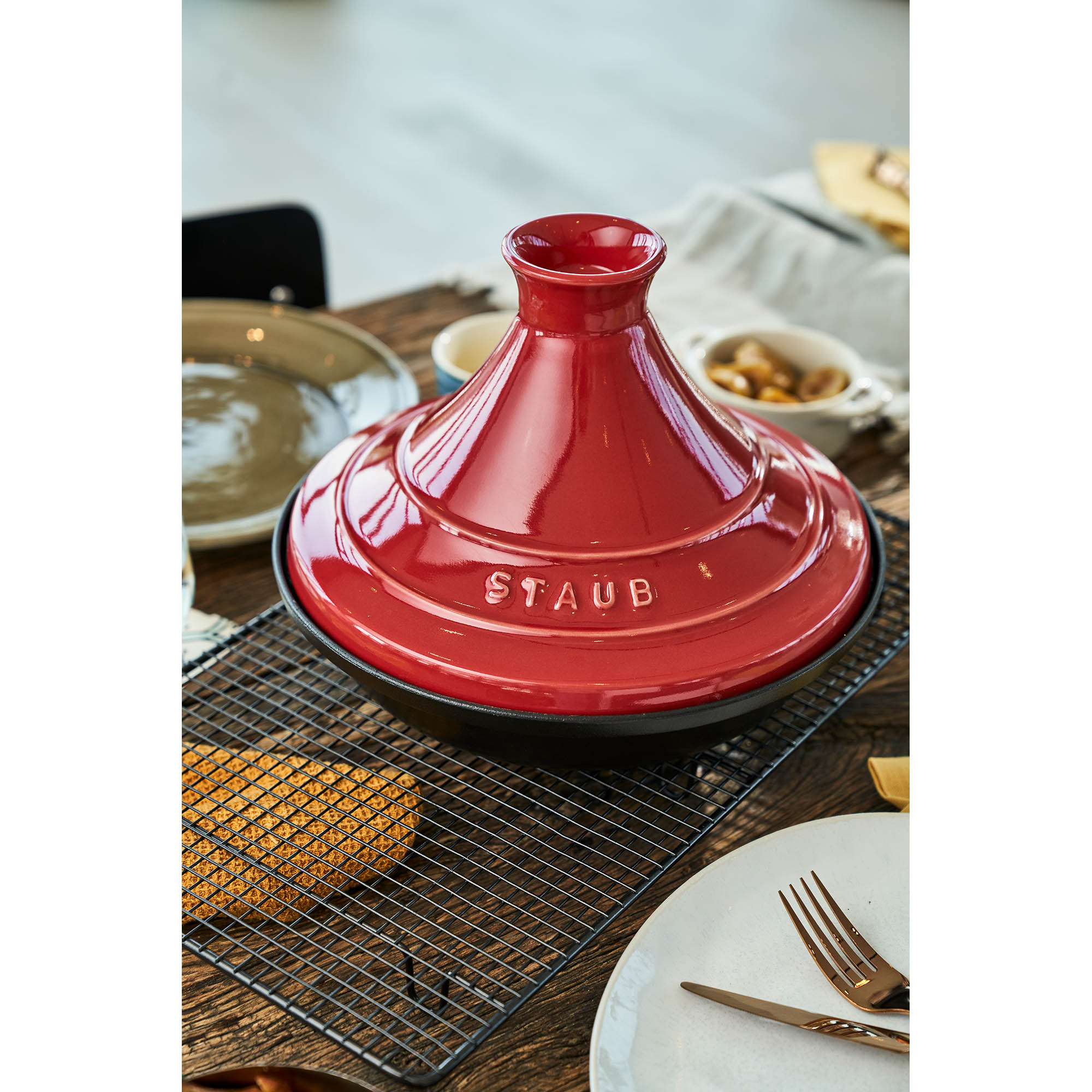 STAUB France Tajine 28 cm Gusseisen kirschrot