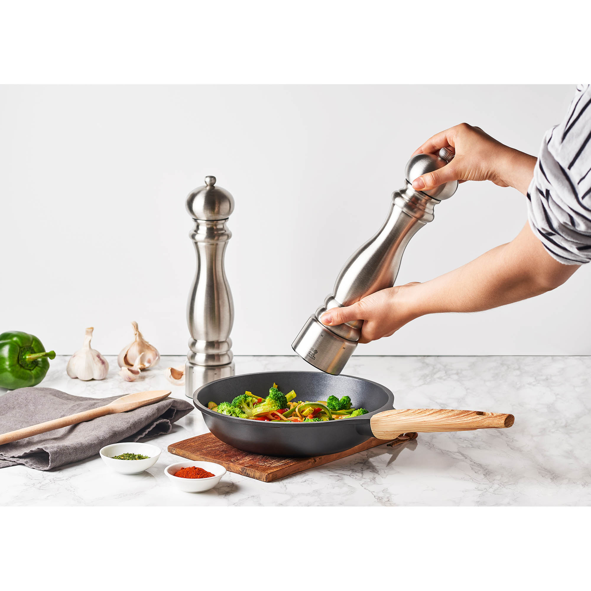 PEUGEOT Pfeffermühle PARIS CHEF 22 cm Edelstahl U'Select