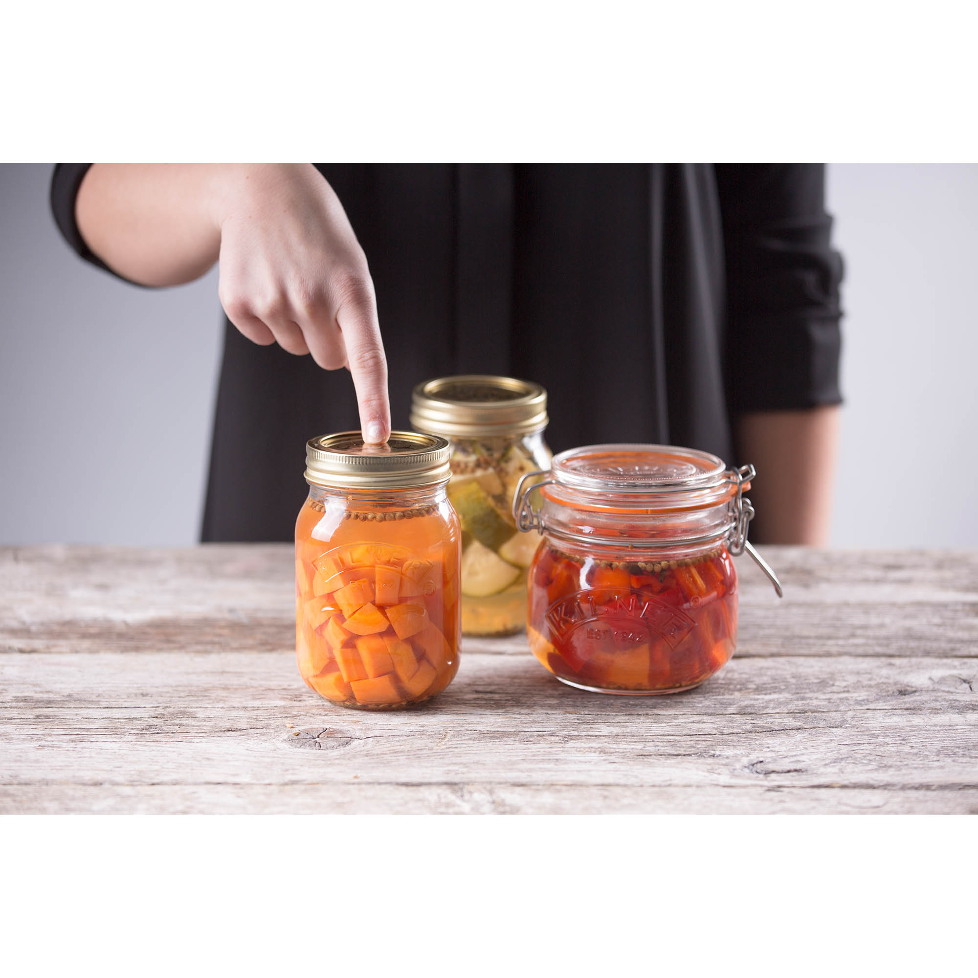 KILNER preserving jar with screw-on lid, 0.25 litre storage jar
