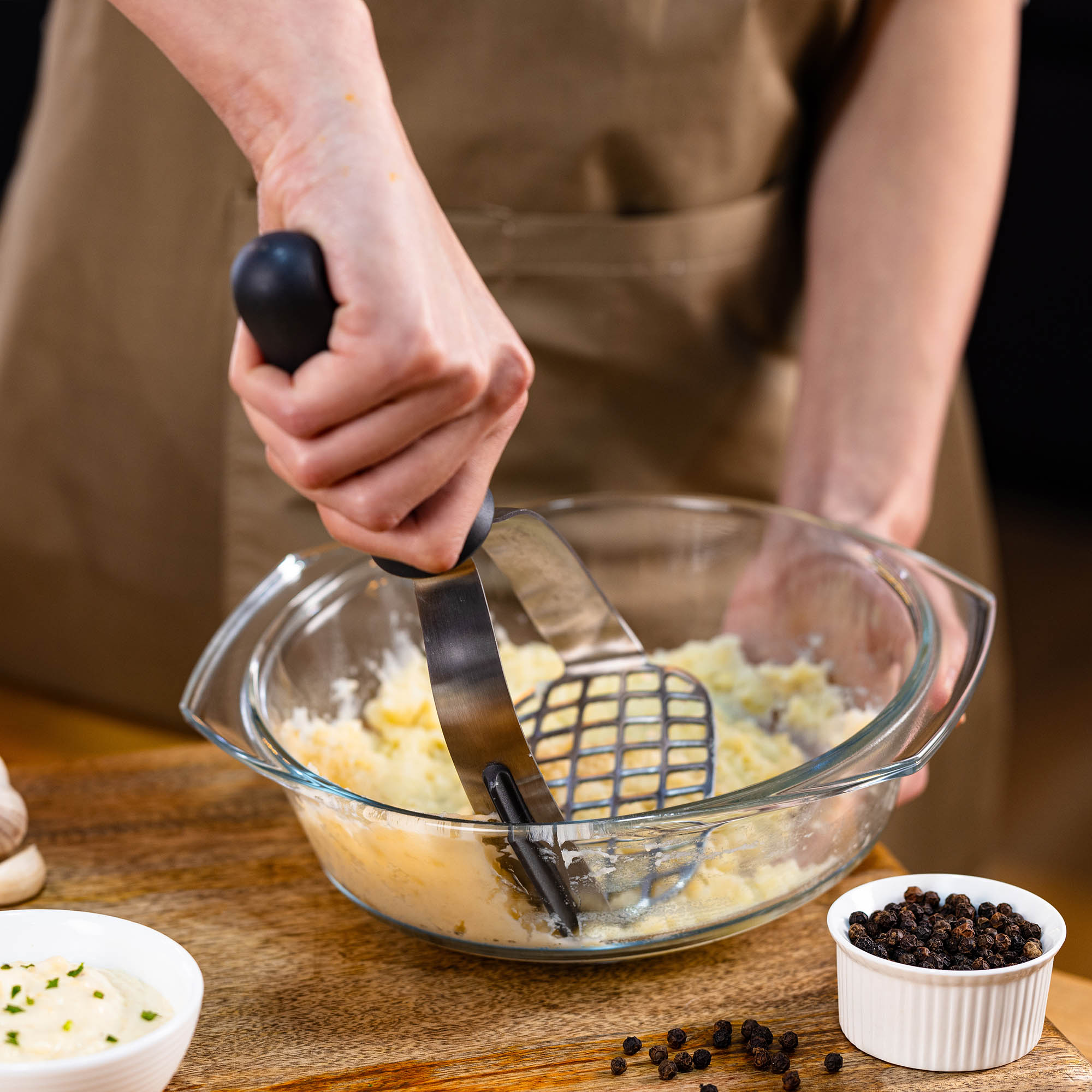 ZYLISS potato masher with a plastic handle reinforced with wheat straw fibres