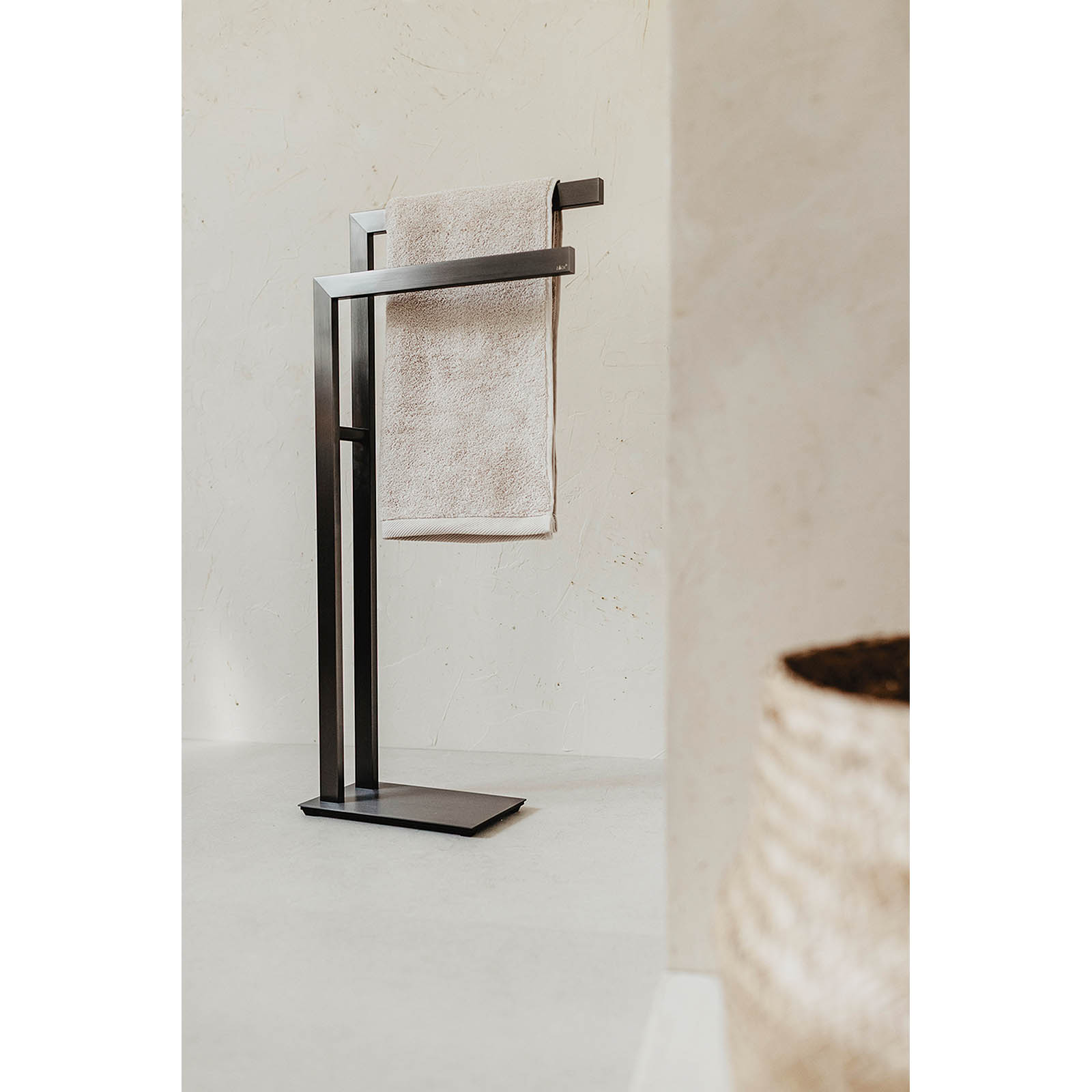 ZACK Handtuchständer LINEA Edelstahl graphite anti-Fingerabdruck-beschichtet