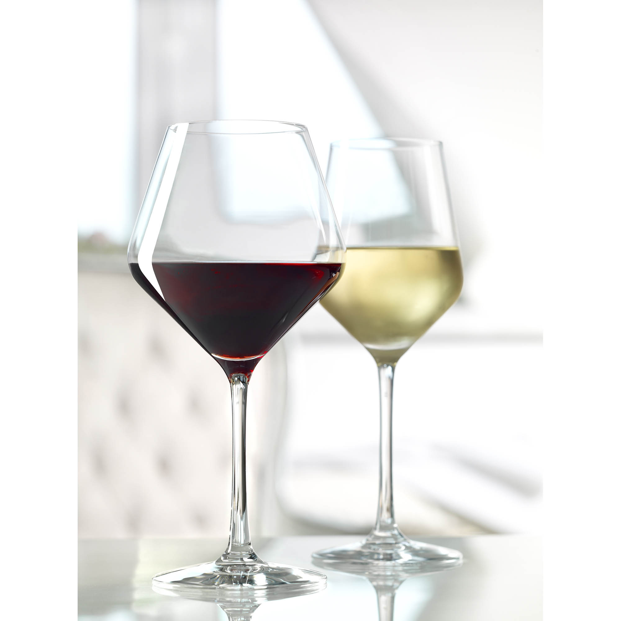 STÖLZLE LAUSITZ Serie REVOLUTION Burgunderkelch 6 Stück geeicht 0,2 l Füllstrich