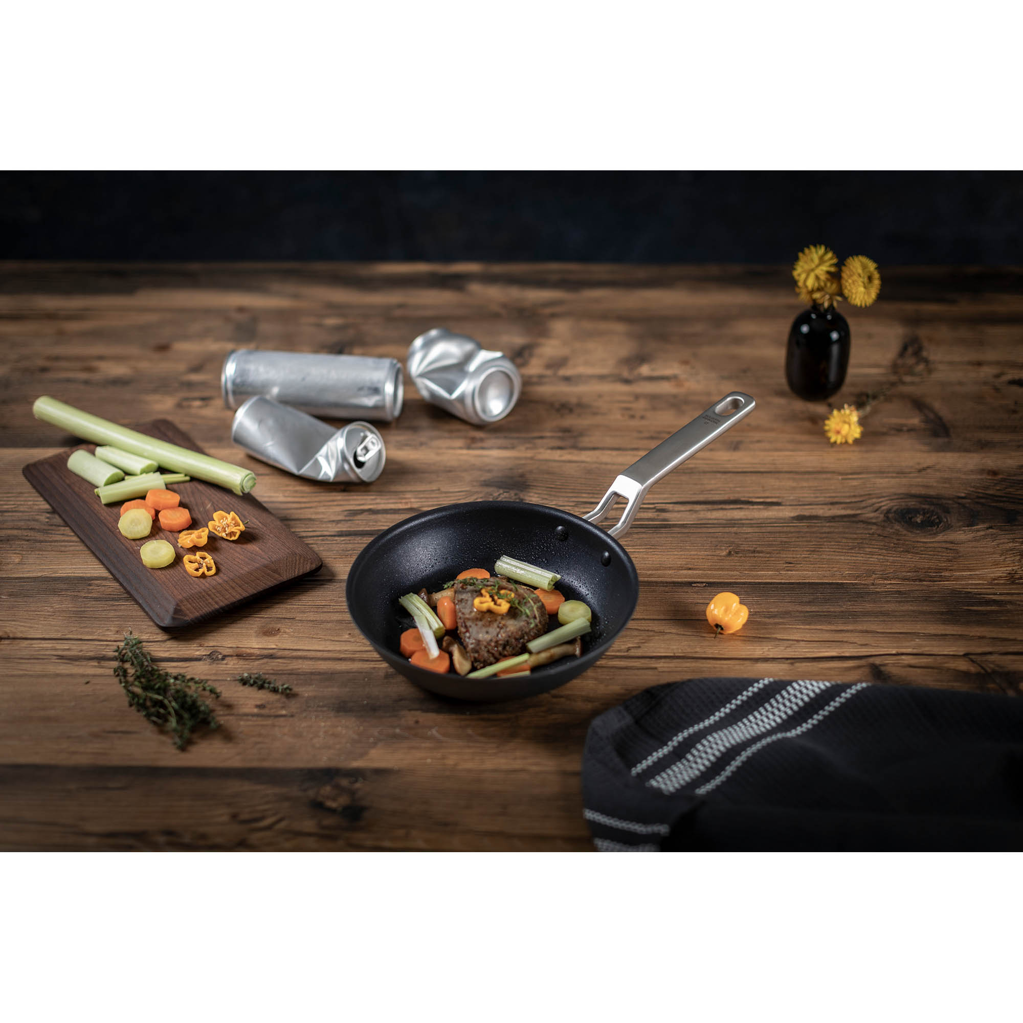 KUHN RIKON NEW LIFE PRO 28 cm frying pan made from 100% recycled aluminium – SUITABLE FOR INDUCTION HOB