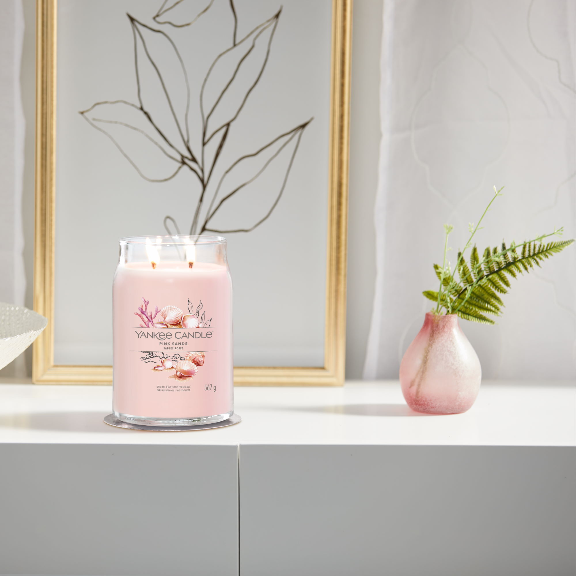 YANKEE CANDLE Large Signature Candle PINK SANDS 567 g scented candle