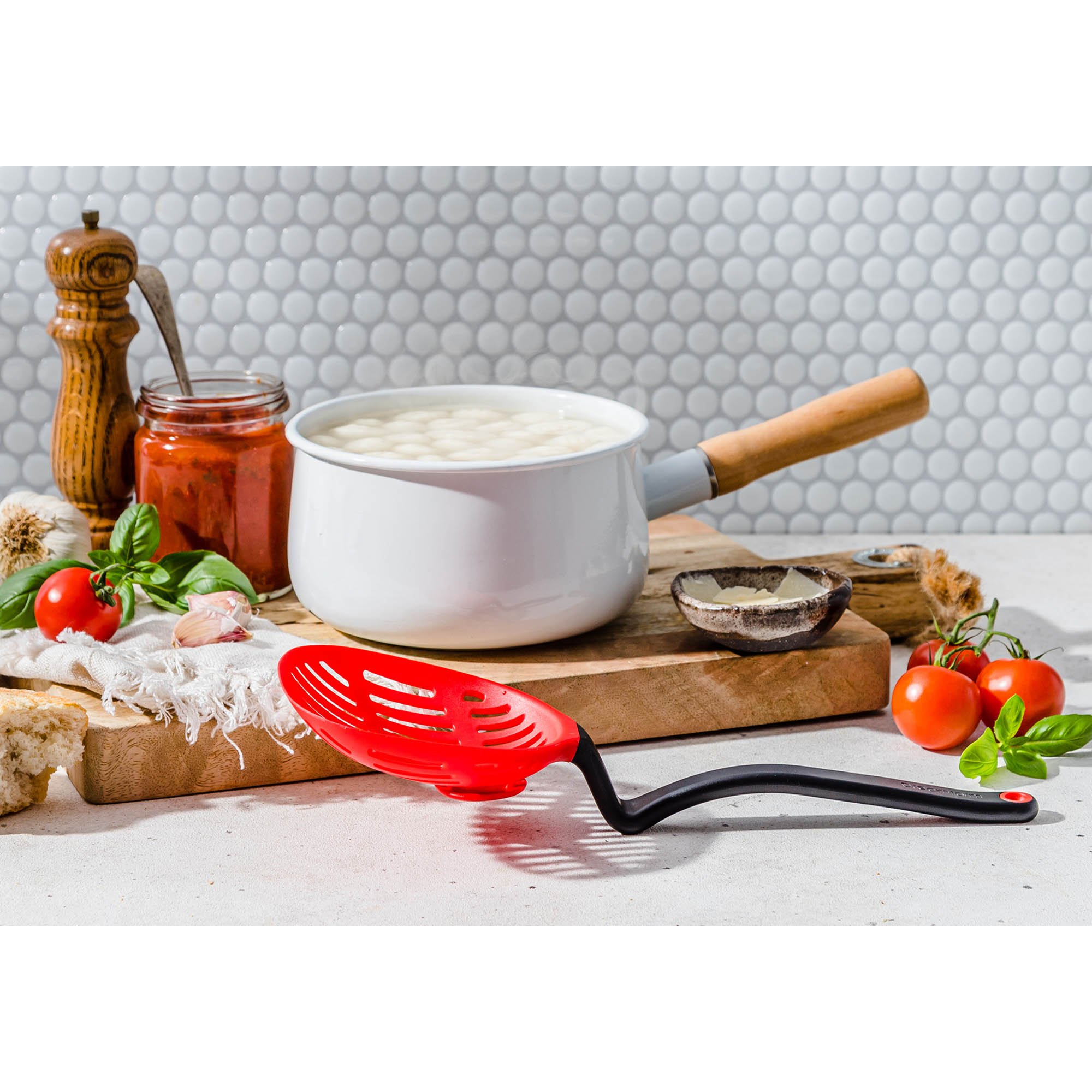 DREAMFARM Schaumlöffel BIG LESTRAIN 33 cm rot