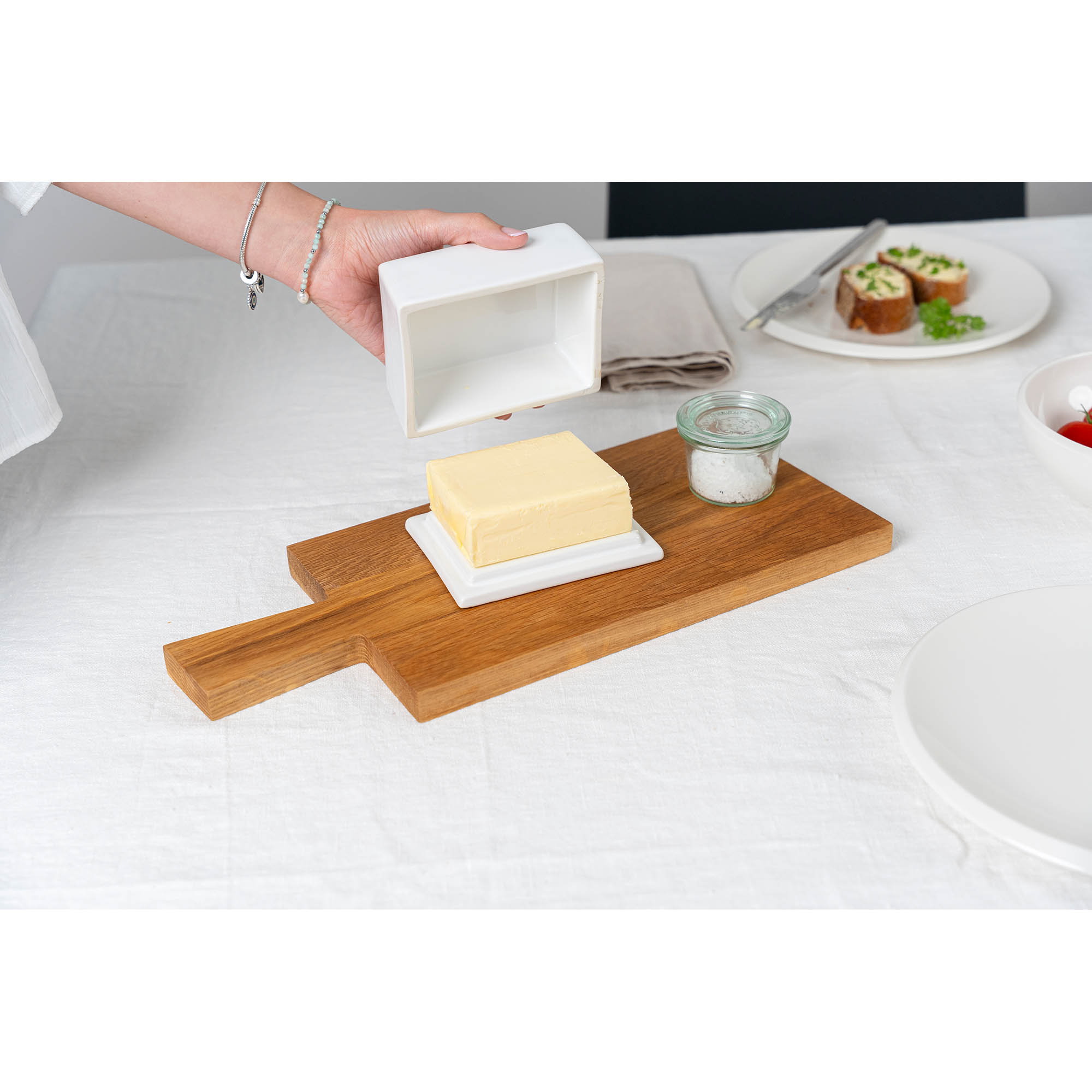 CONTINENTA  Butterdose Keramik weiß für 250 g Stücke
