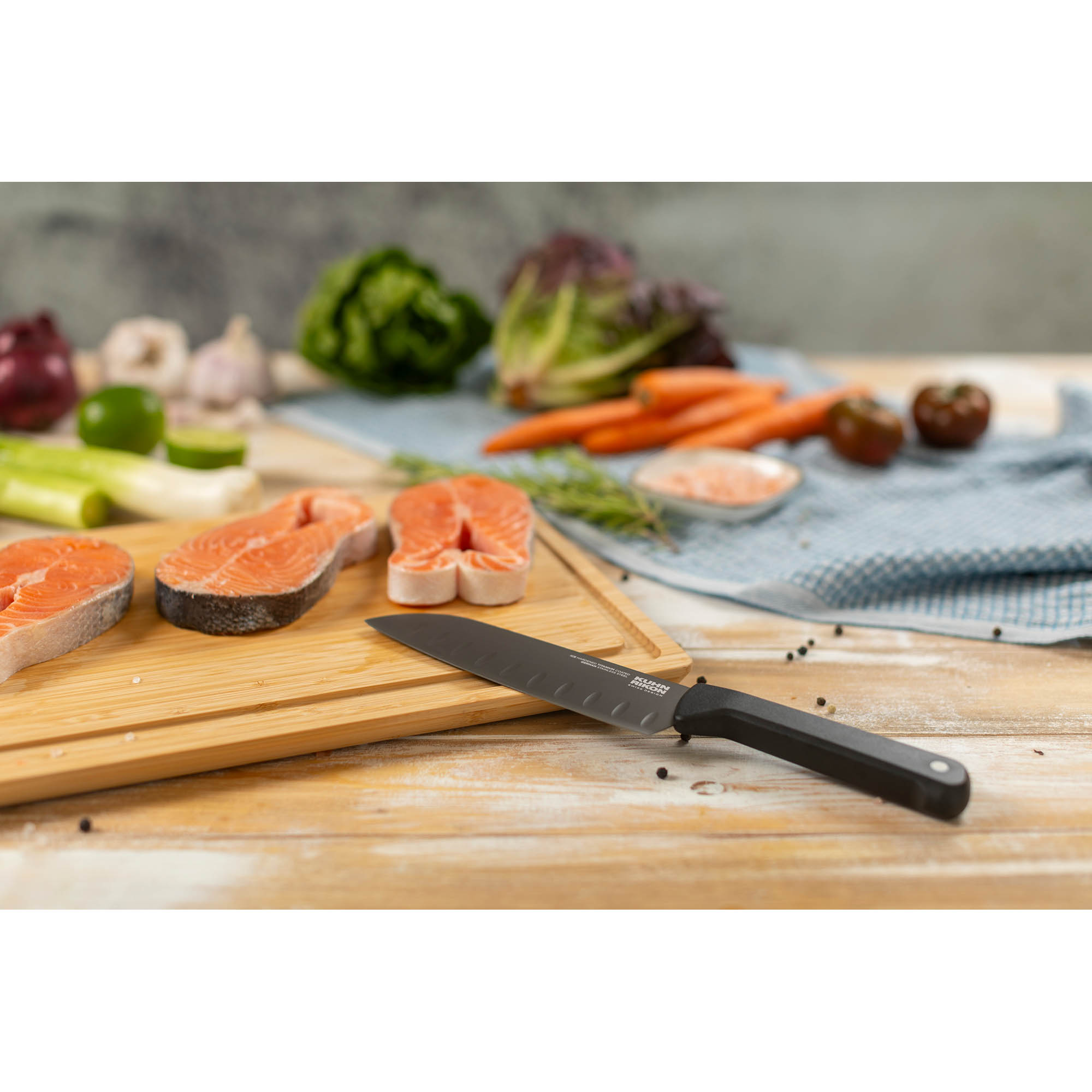 KUHN RIKON Messerserie ICED titan-beschichtet Santokumesser 16 cm Kullenschliff