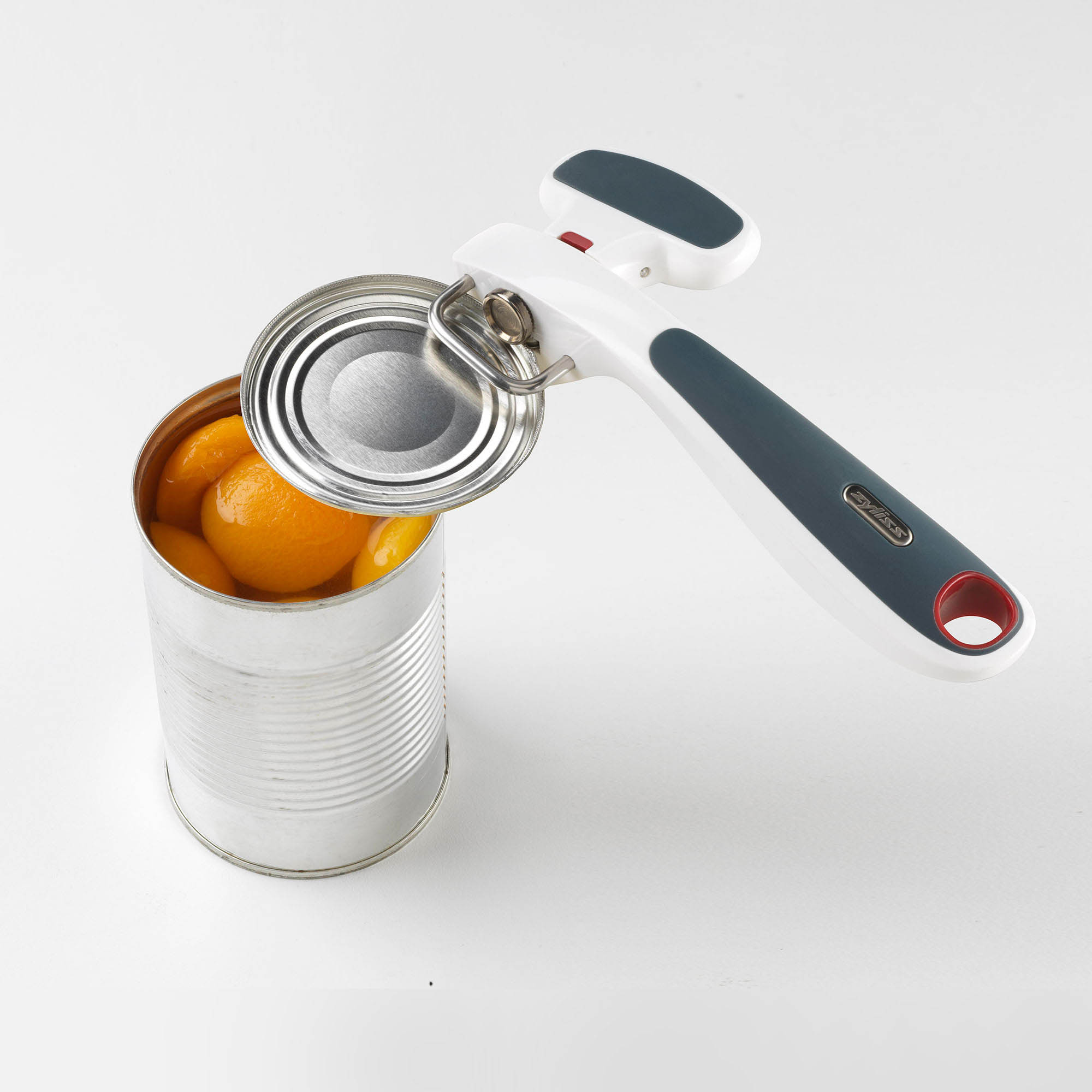 ZYLISS SAFE EDGE can opener - opens cans without sharp edges