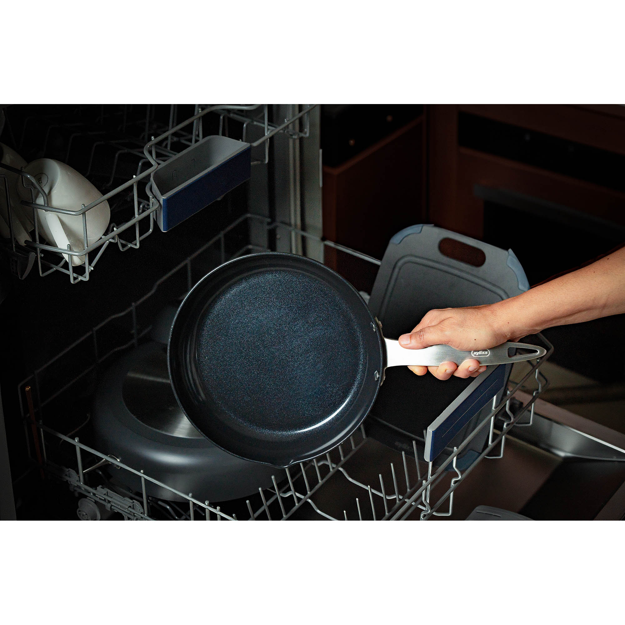 ZYLISS frying pan ULTIMATE PRO 24 cm with ceramic non-stick coating PFAS-free