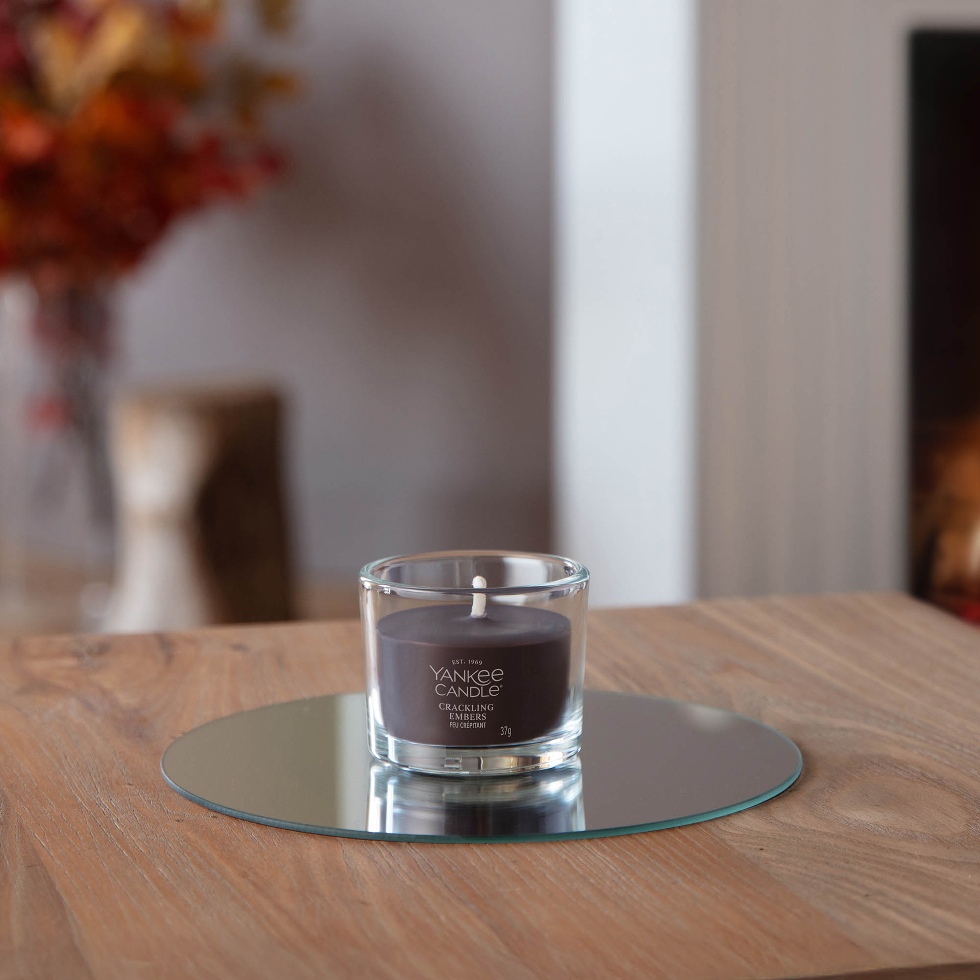 YANKEE CANDLE Glasvotivkerze CRACKLING EMBERS 37 g Duftkerze