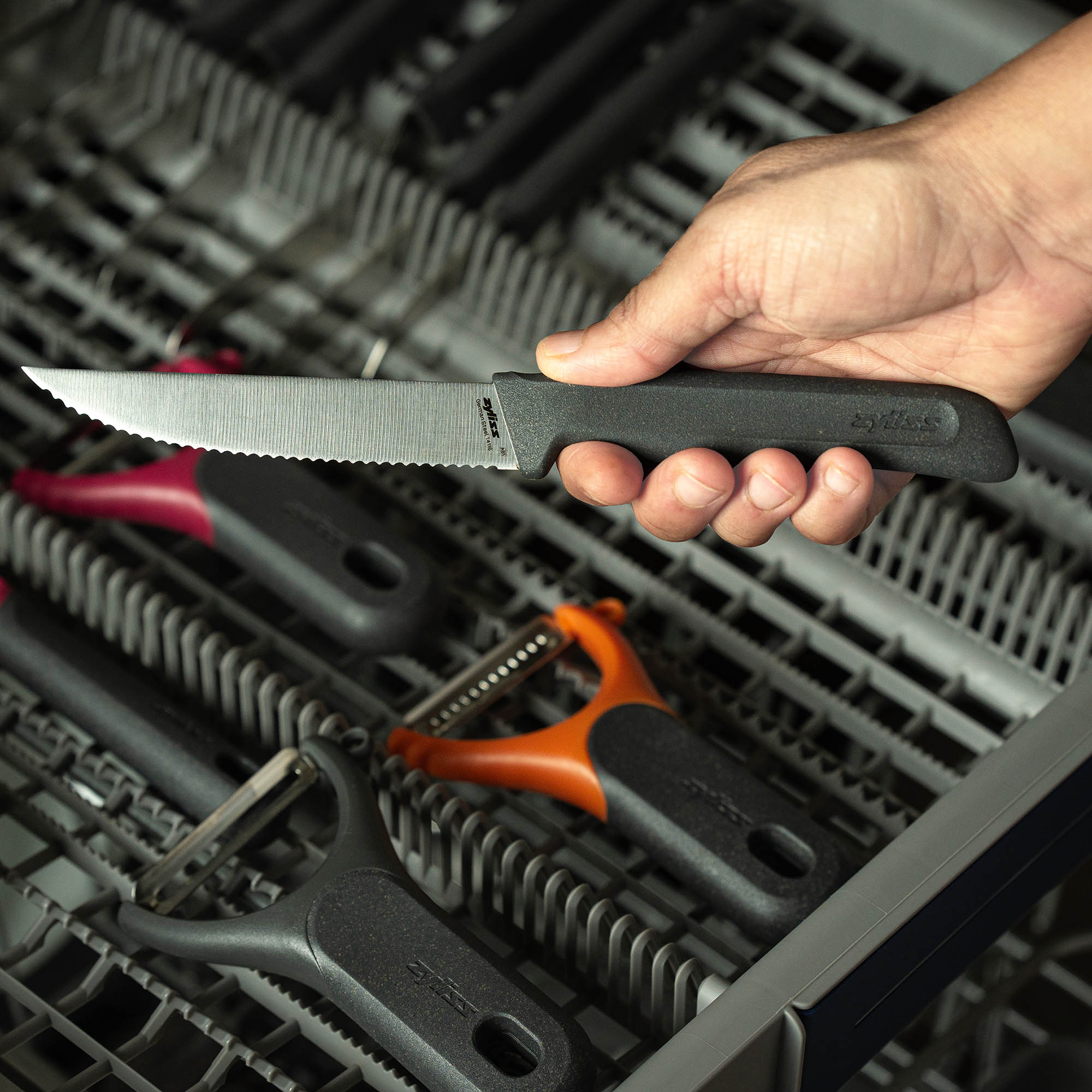 ZYLISS Steakmesser 11 cm Klingenlänge, Griff aus Weizenstroh-Kunststoff