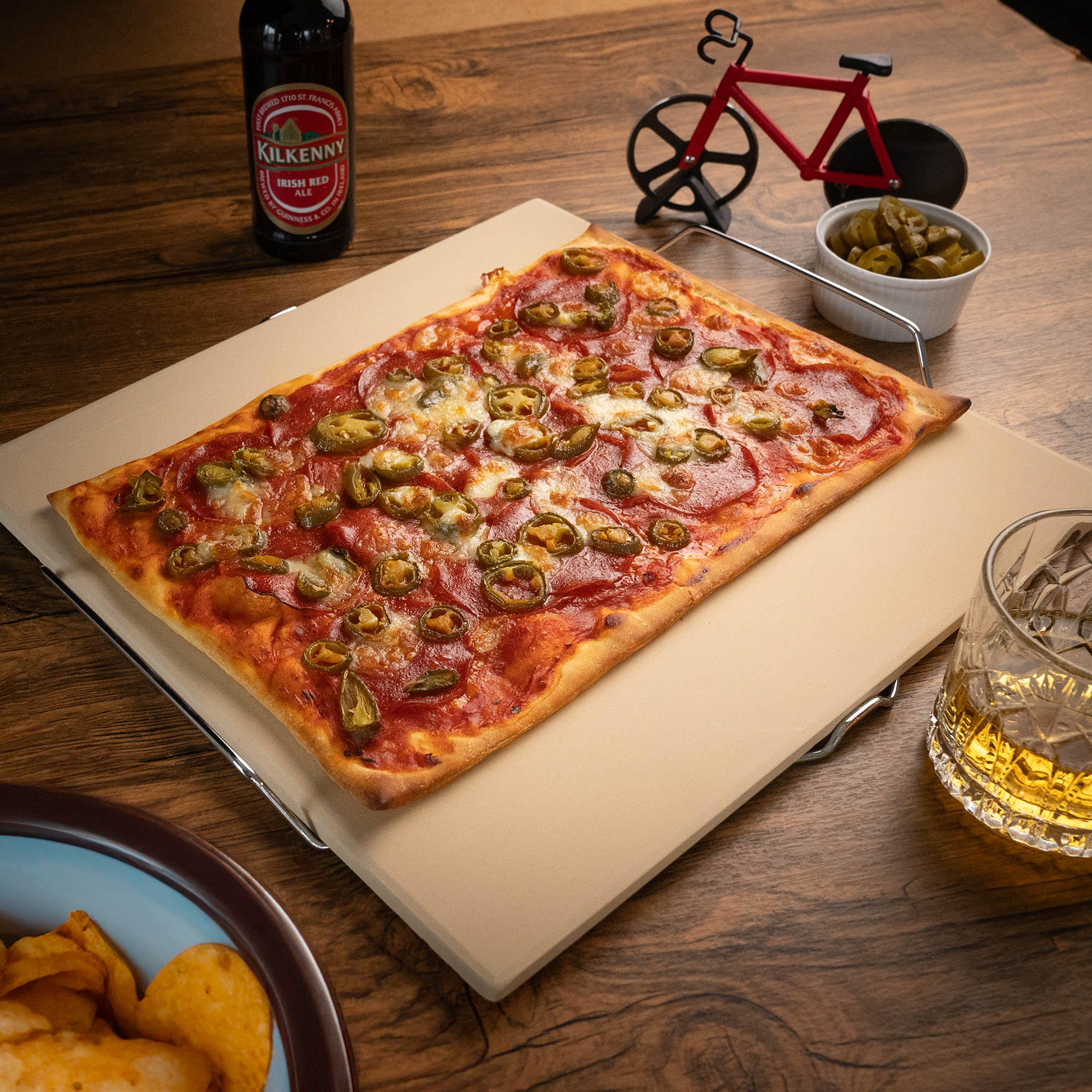 KÜCHENPROFI Pizzastein 38 x 35,5 cm mit Gestell