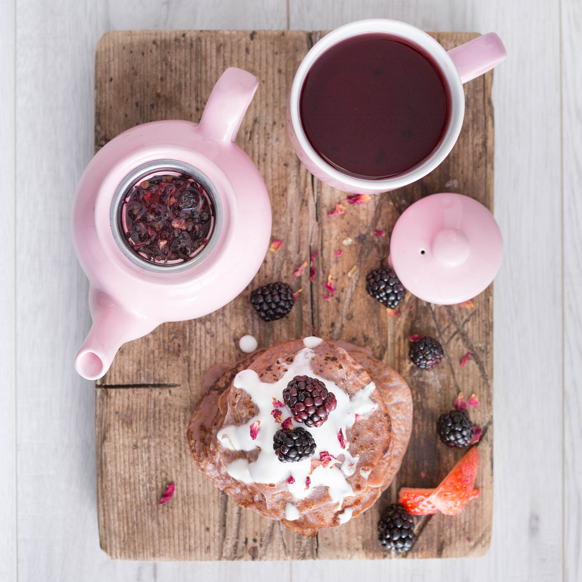 PRICE & KENSINGTON teapot 1.1 litre for 6 cups pastel pink