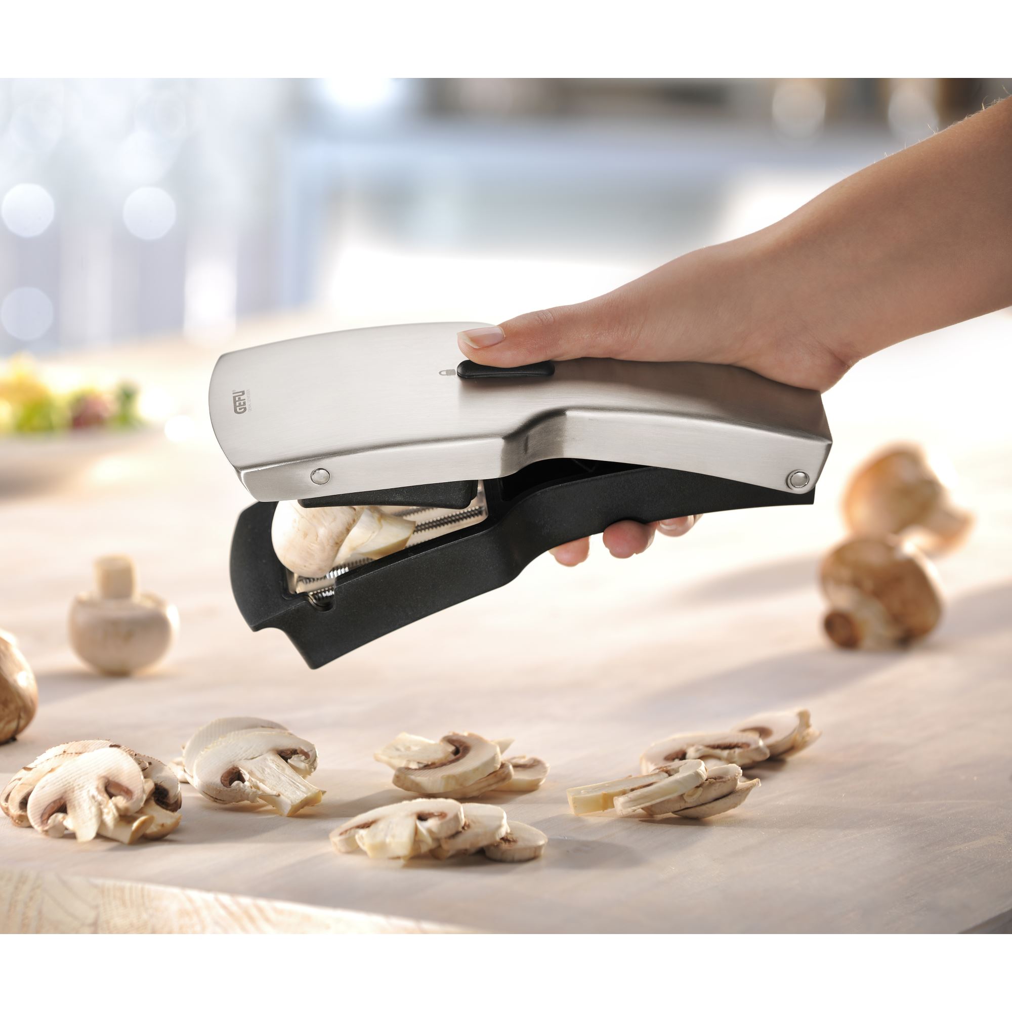Mandoline GEFU Black Peelers Slicers GEFU TARI Special Knife Slicer