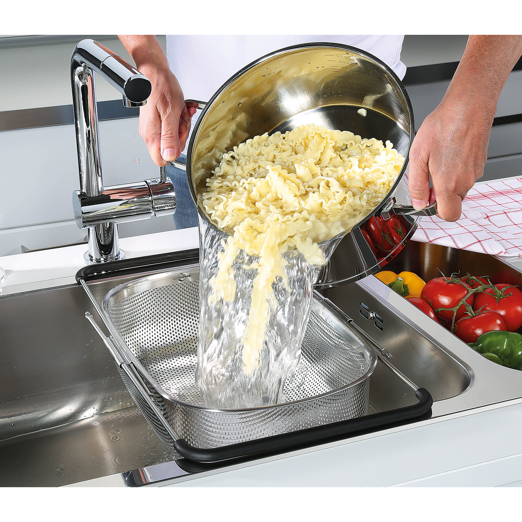 KÜCHENPROFI Gemüsesieb DELUXE Edelstahl - kann über der Spüle eingehängt werden