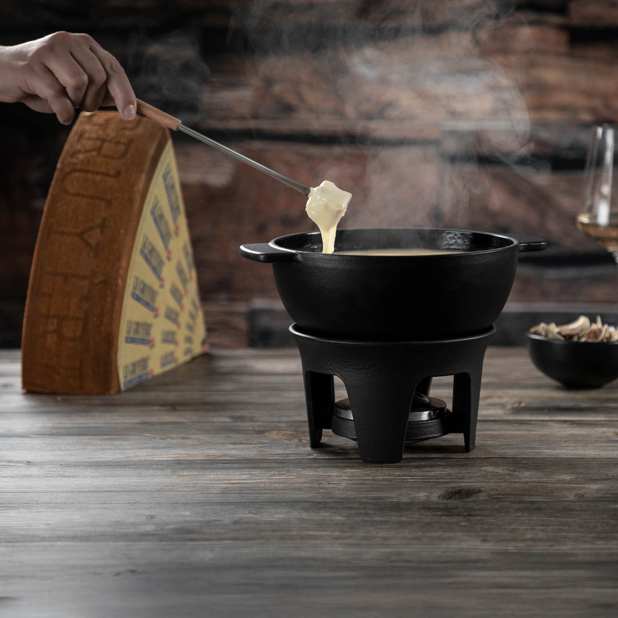 KUHN RIKON meat / cheese fondue set GLACIER cast iron 24 cm INDUCTION fondue