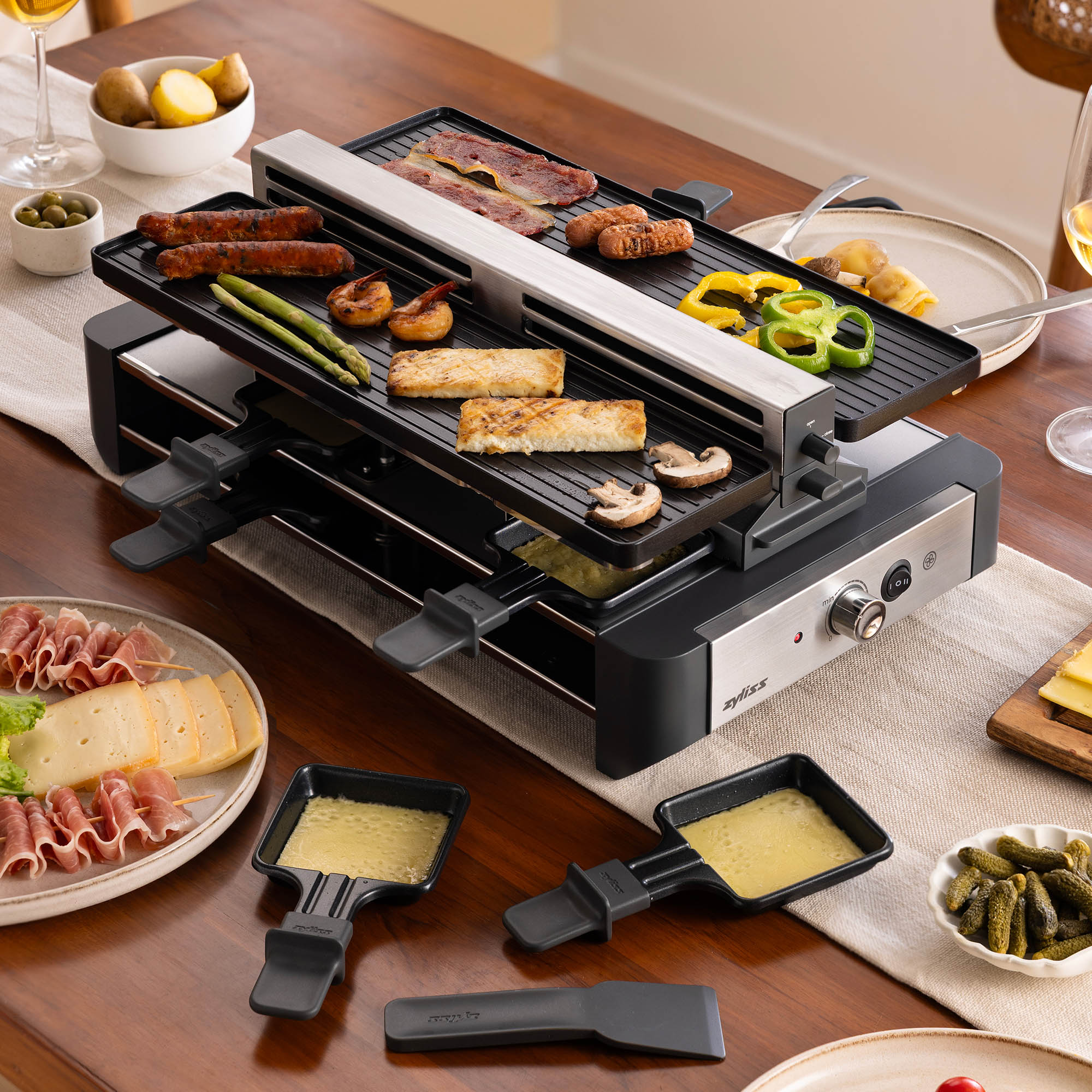 ZYLISS Raclette-Grill VENTI für 8 Personen mit 2 Grillplatten und Abluftabzug