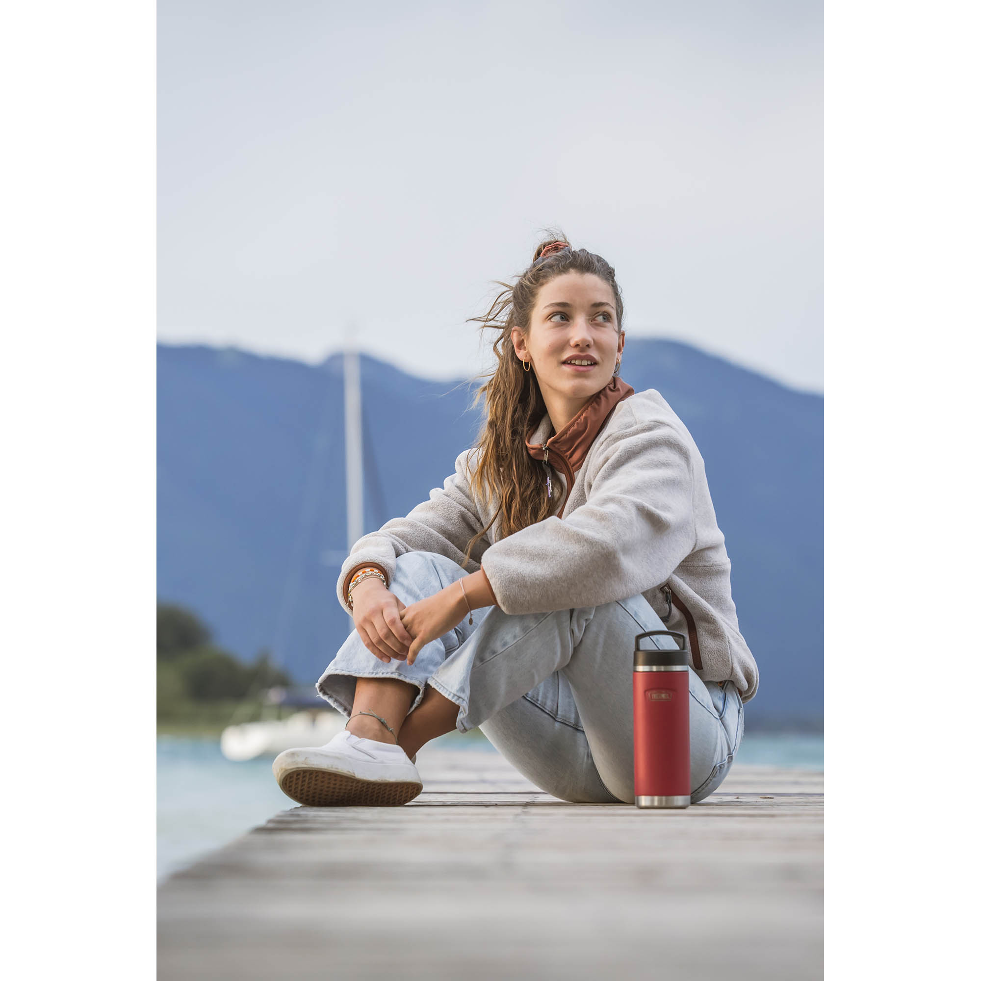 THERMOS Isolierflasche ICON BEVERAGE BOTTLE 0,71 L Edelstahl doppelwandig berry