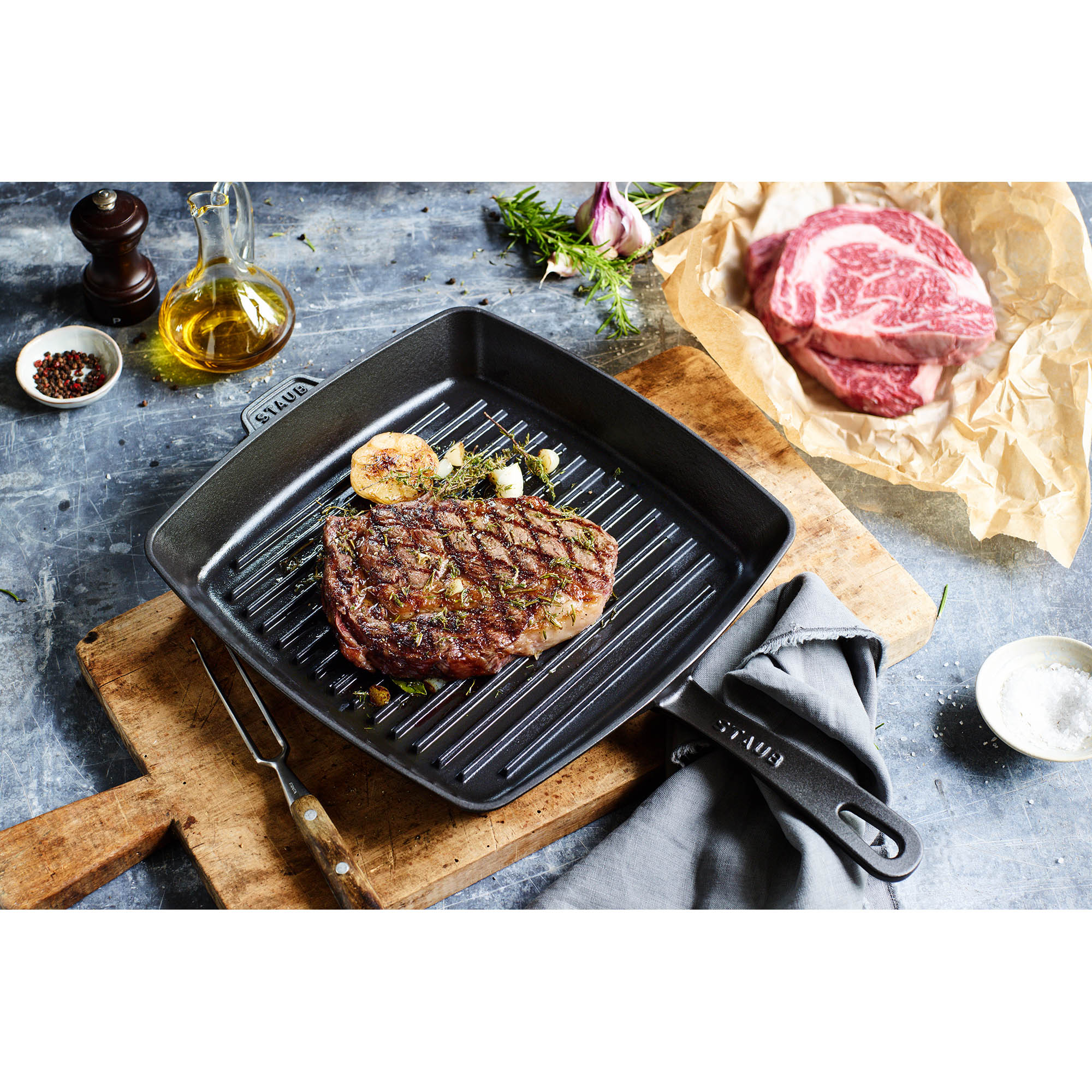 STAUB France Amerikanische Grillpfanne 26 x 26 cm Gusseisen graphitgrau