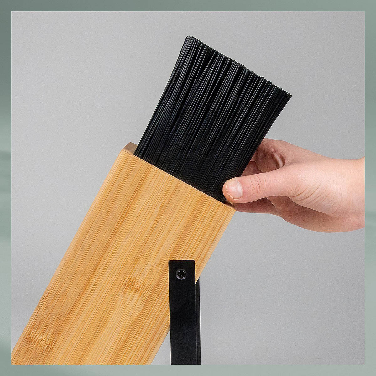 KELA KIRIL bamboo knife block with flexible bristle insert