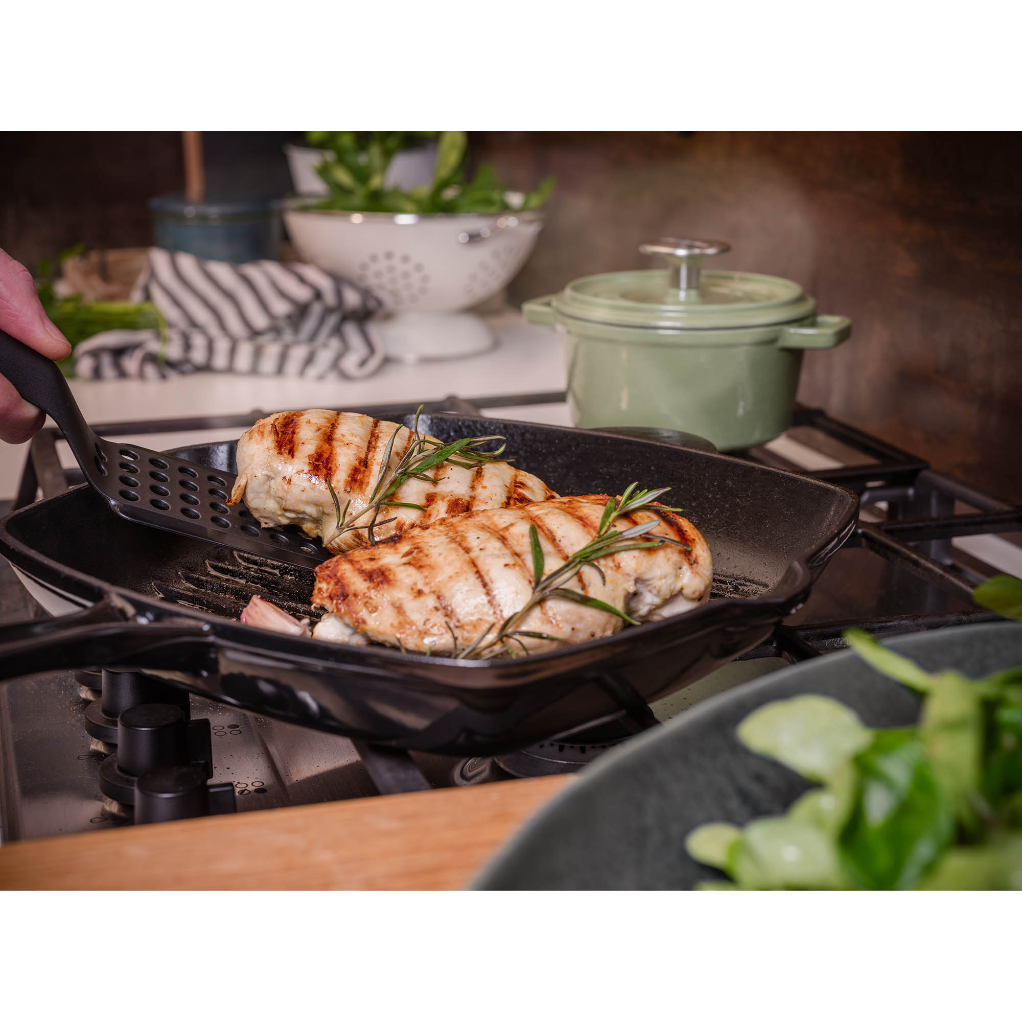 BERNDES Grillpfanne B.IRON Gusseisen eckig 27 x 27 cm mit Gegengriff INDUKTION