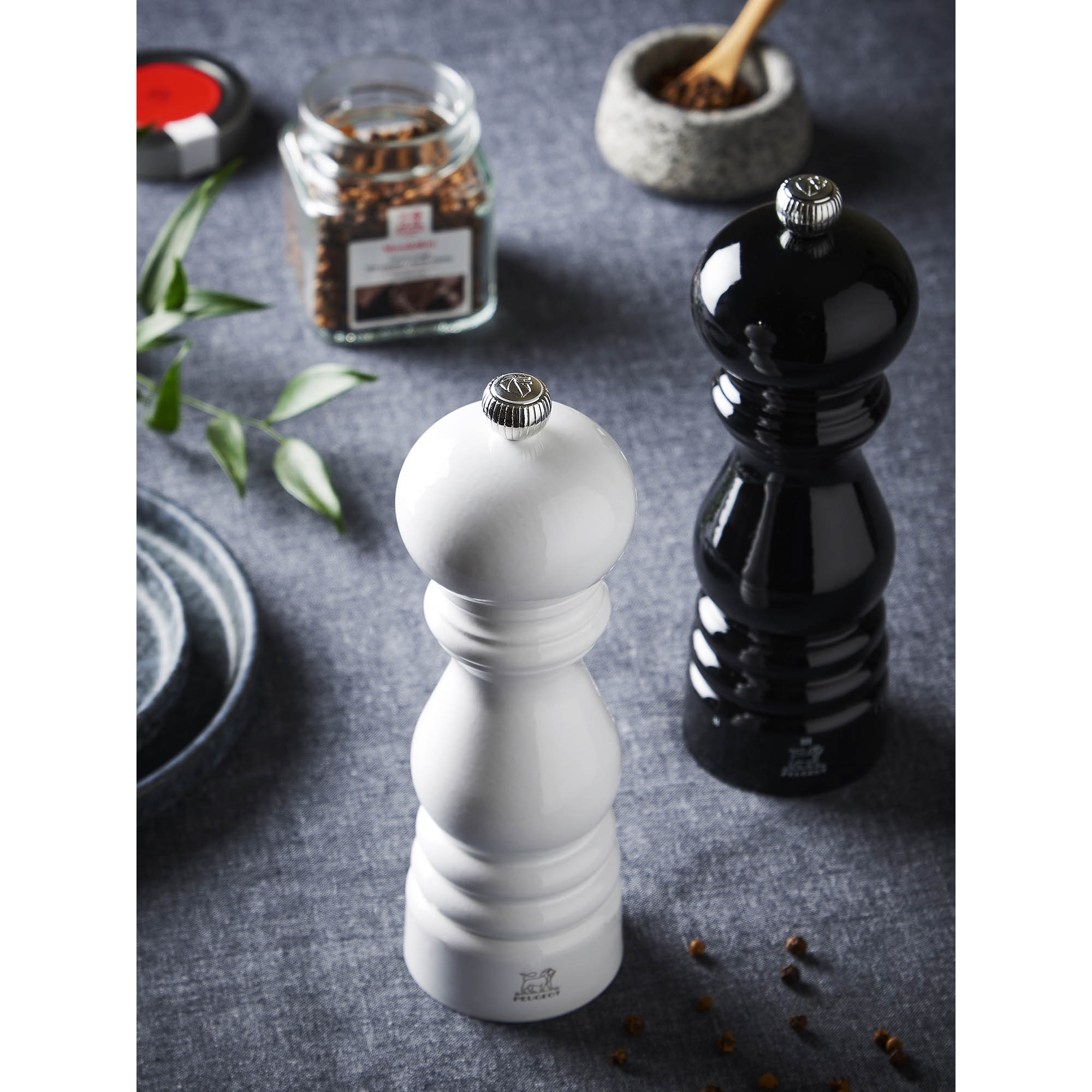 PEUGEOT 2er-Set PARIS DUO Salz- und Pfeffermühle 18 cm schwarz / weiß Zirlion