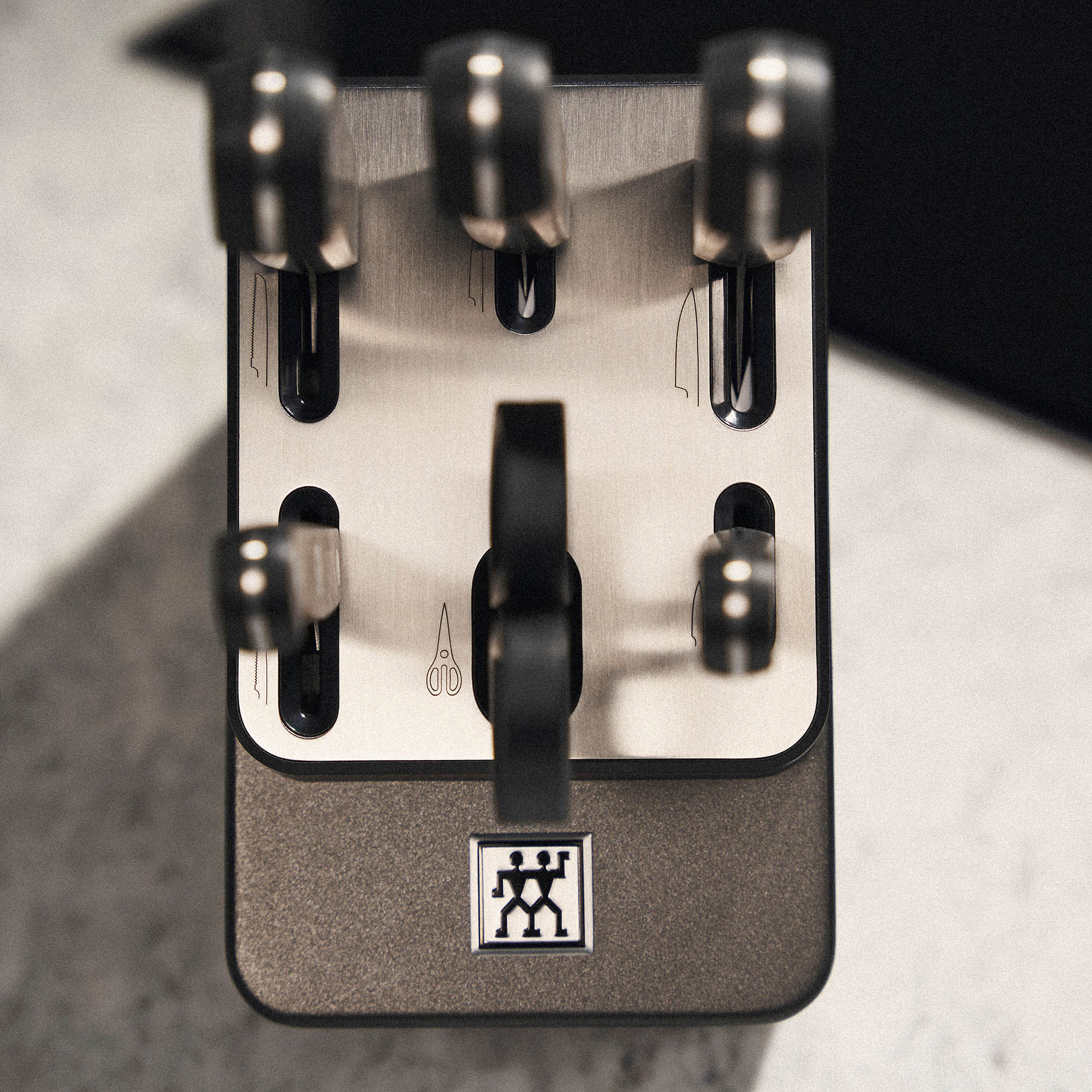 ZWILLING Selbstschärfender Messerblock GOURMET 7 teilig grau