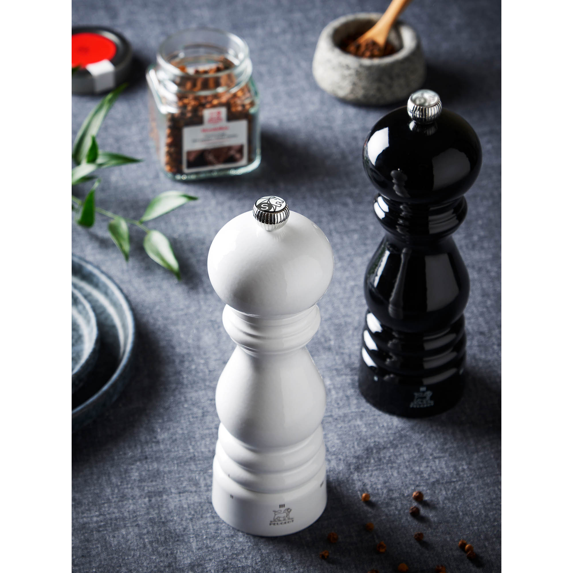 PEUGEOT PARIS Salt Mill, 12 cm, U'Select Z with ZIRLION grinding mechanism, white lacquered