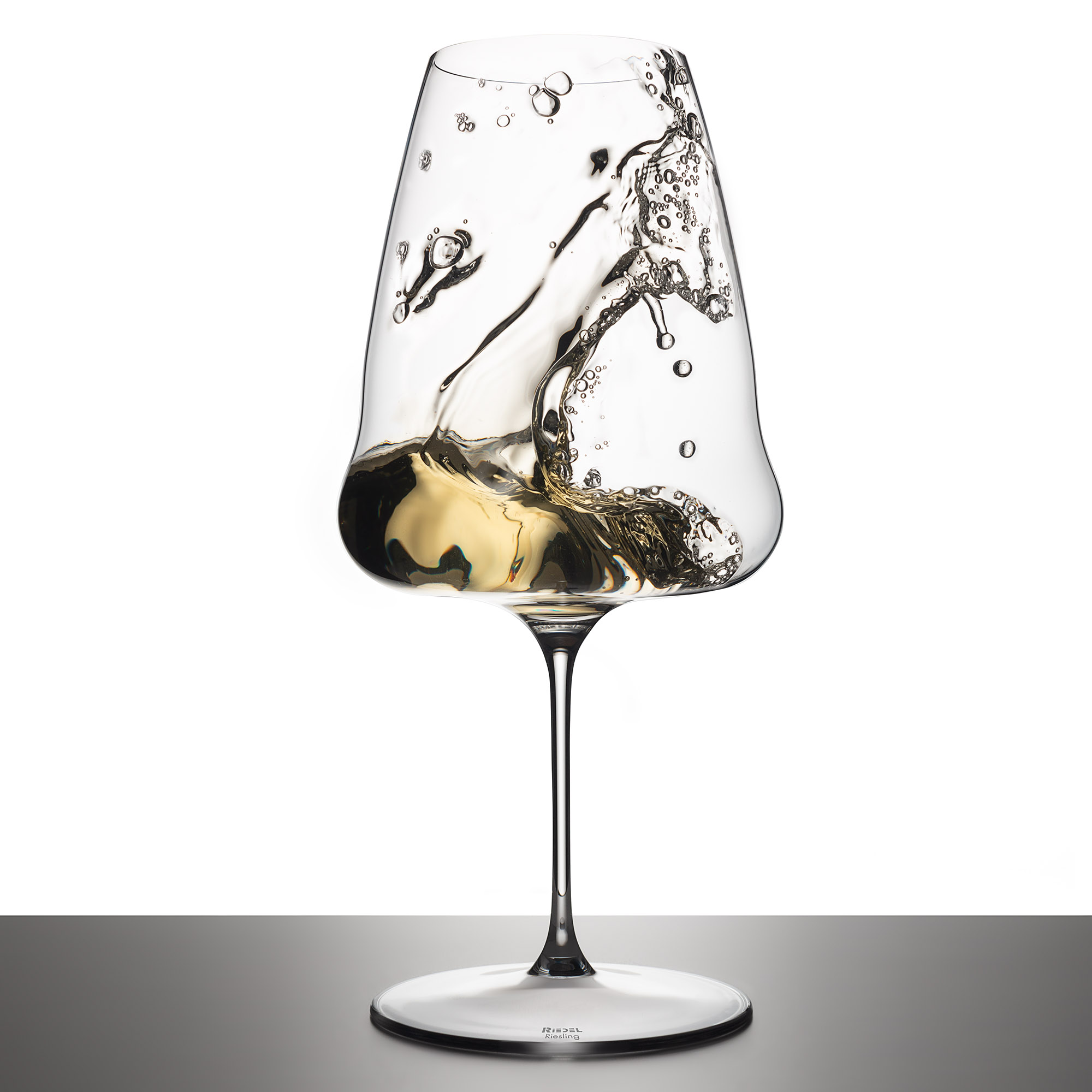 RIEDEL Serie WINEWINGS Weißweinglas Riesling Inhalt 1017 ml