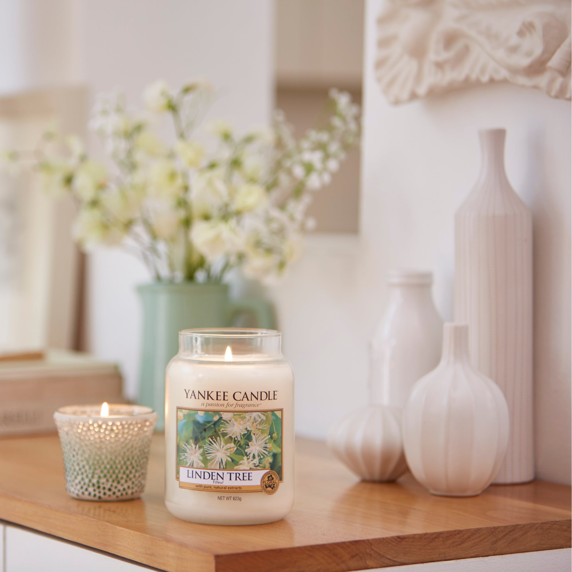 YANKEE CANDLE Large candle CHERRY BLOSSOM 623 g Scented candle