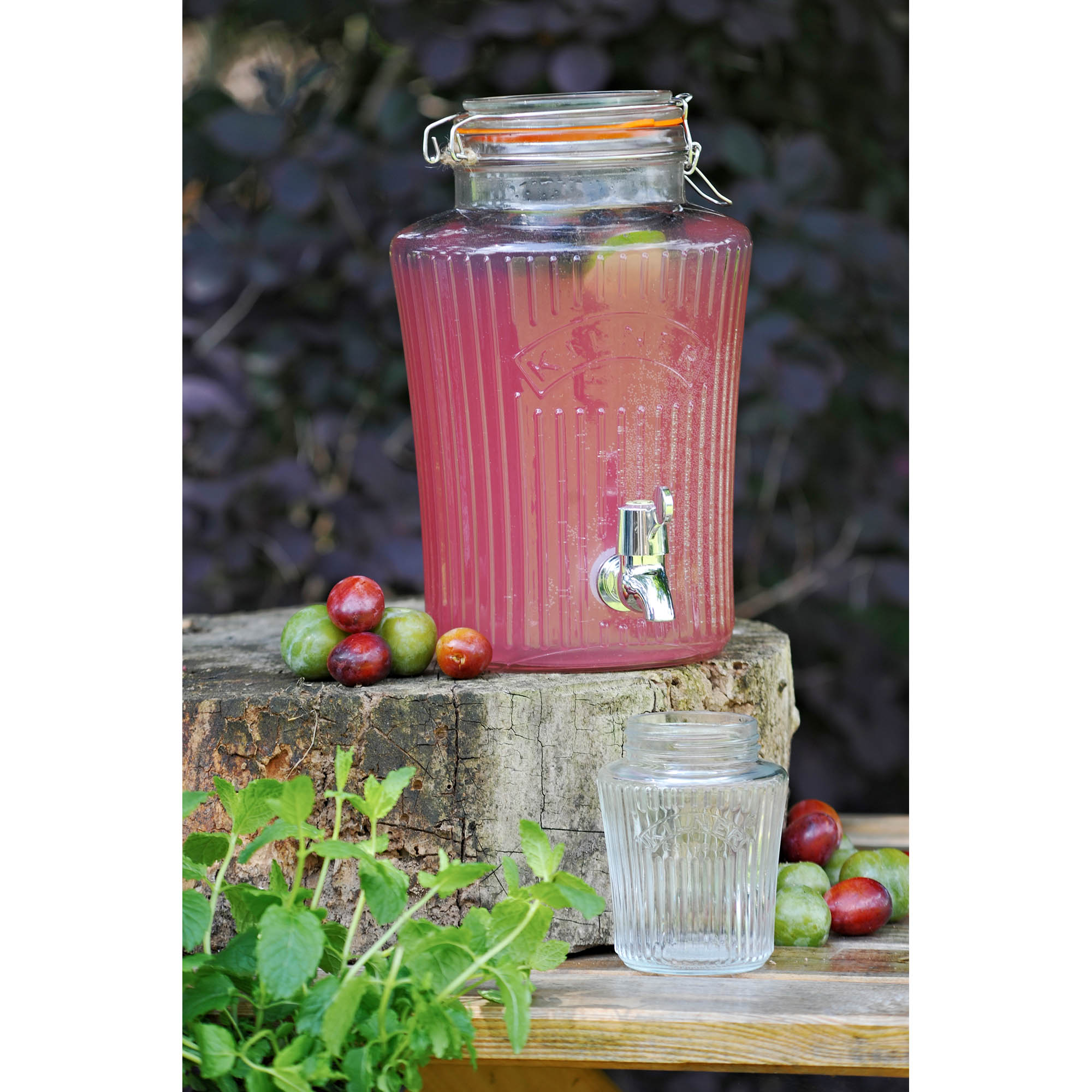 KILNER VINTAGE 5-litre drinks dispenser with swing-top lid and tap