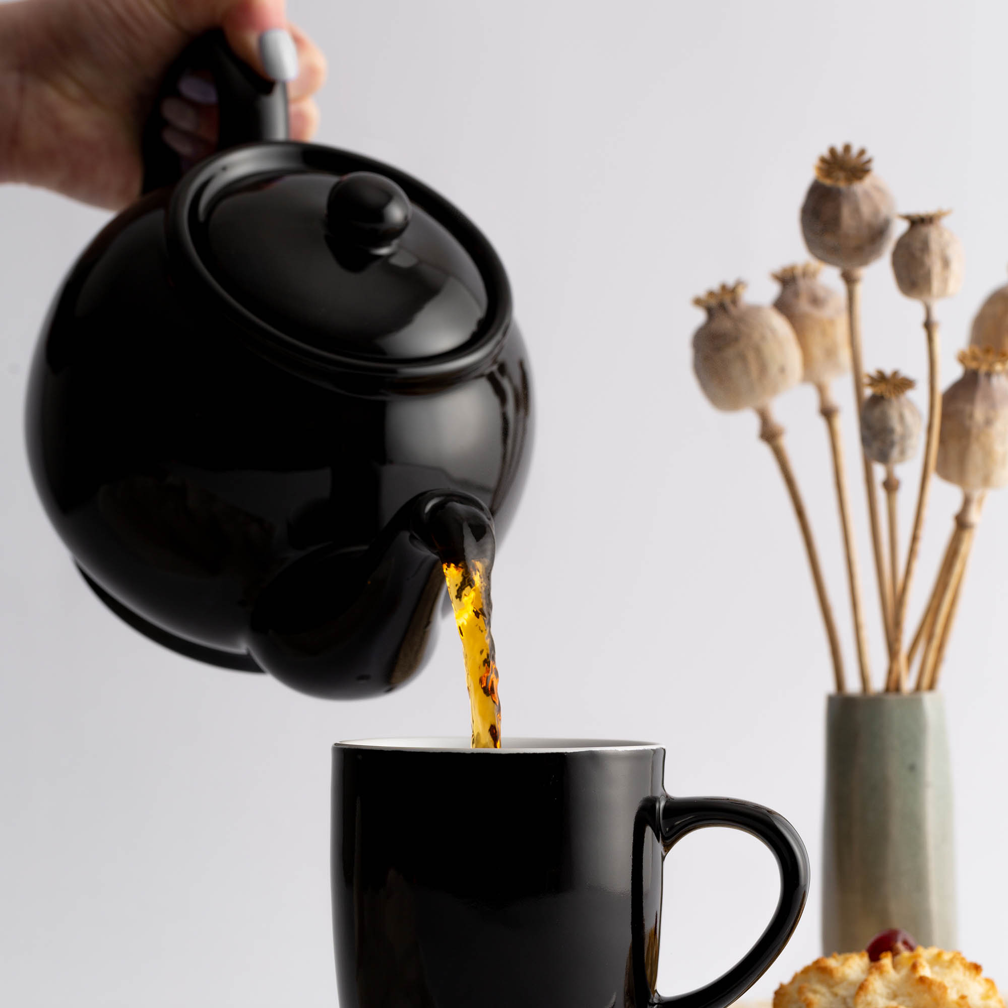 PRICE & KENSINGTON teapot 1.1 litre for 6 cups glossy black