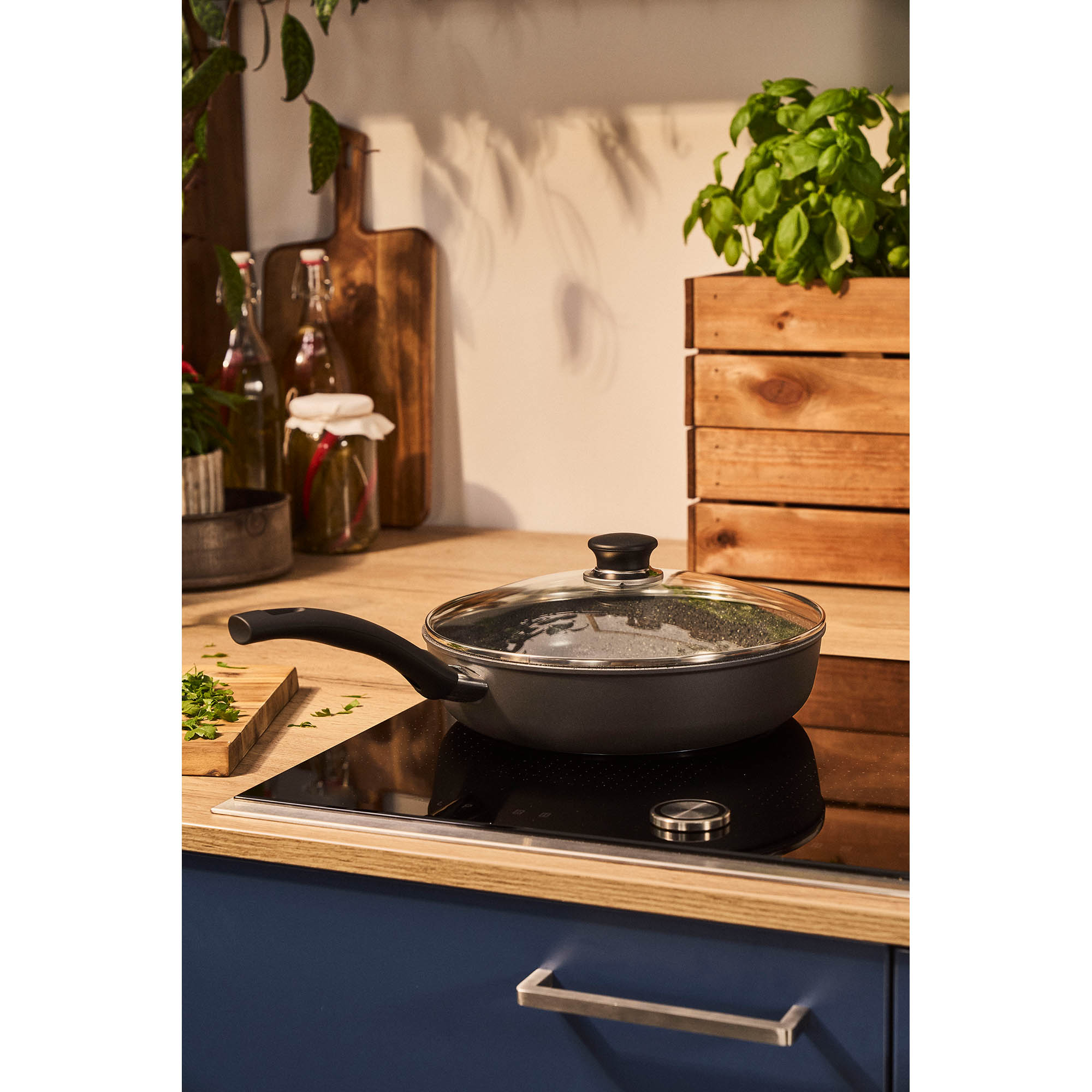 BALLARINI Schmorpfanne BARI 28 cm CERAFORCE Keramikbeschichtung PFAS-frei Glasdeckel