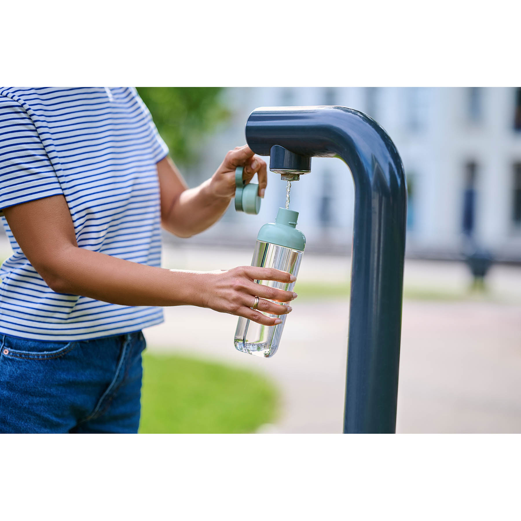 MEPAL VITA 0.7-litre water bottle, also suitable for fizzy drinks – Nordic Blue