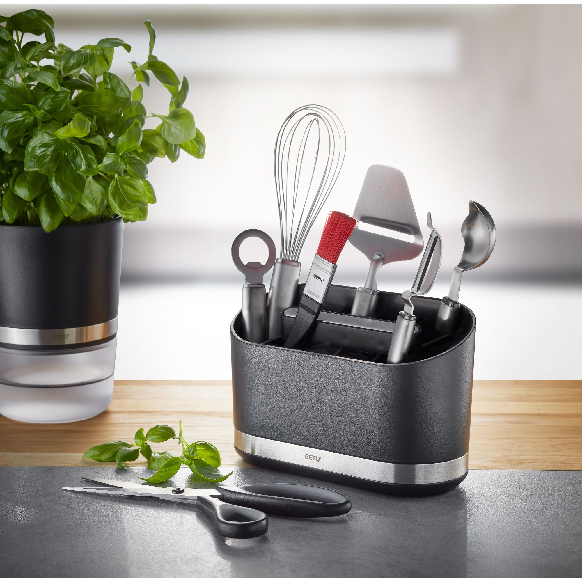 GEFU Utensilienbehälter SMARTLINE mit 10-fach Unterteilung schwarz-edelstahl