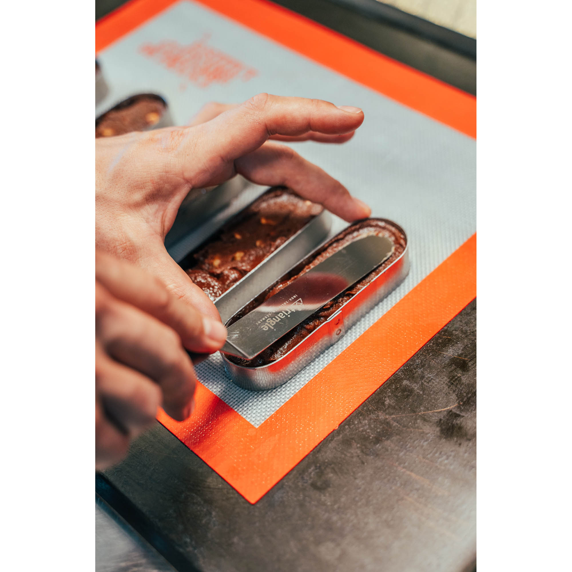 TRIANGLE angled confectionery palette SPIRIT 12 cm angled palette