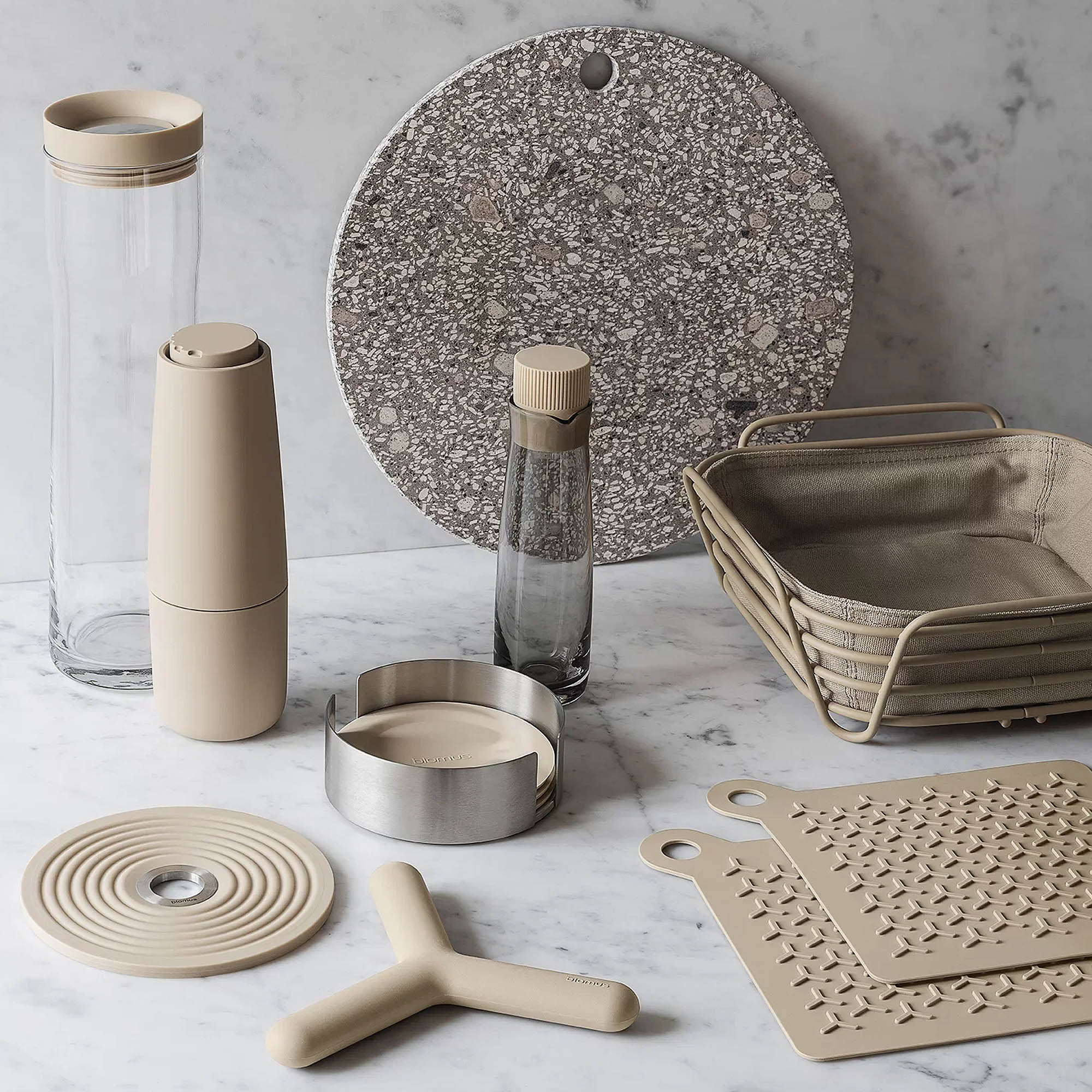 BLOMUS Set mit 6 Untersetzern LARETO aus Silikon mit Edelstahlhalter