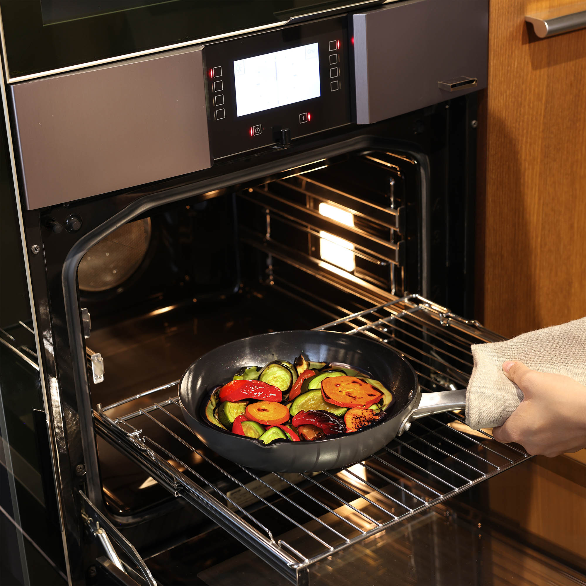 ZYLISS frying pan ULTIMATE PRO 24 cm with ceramic non-stick coating PFAS-free